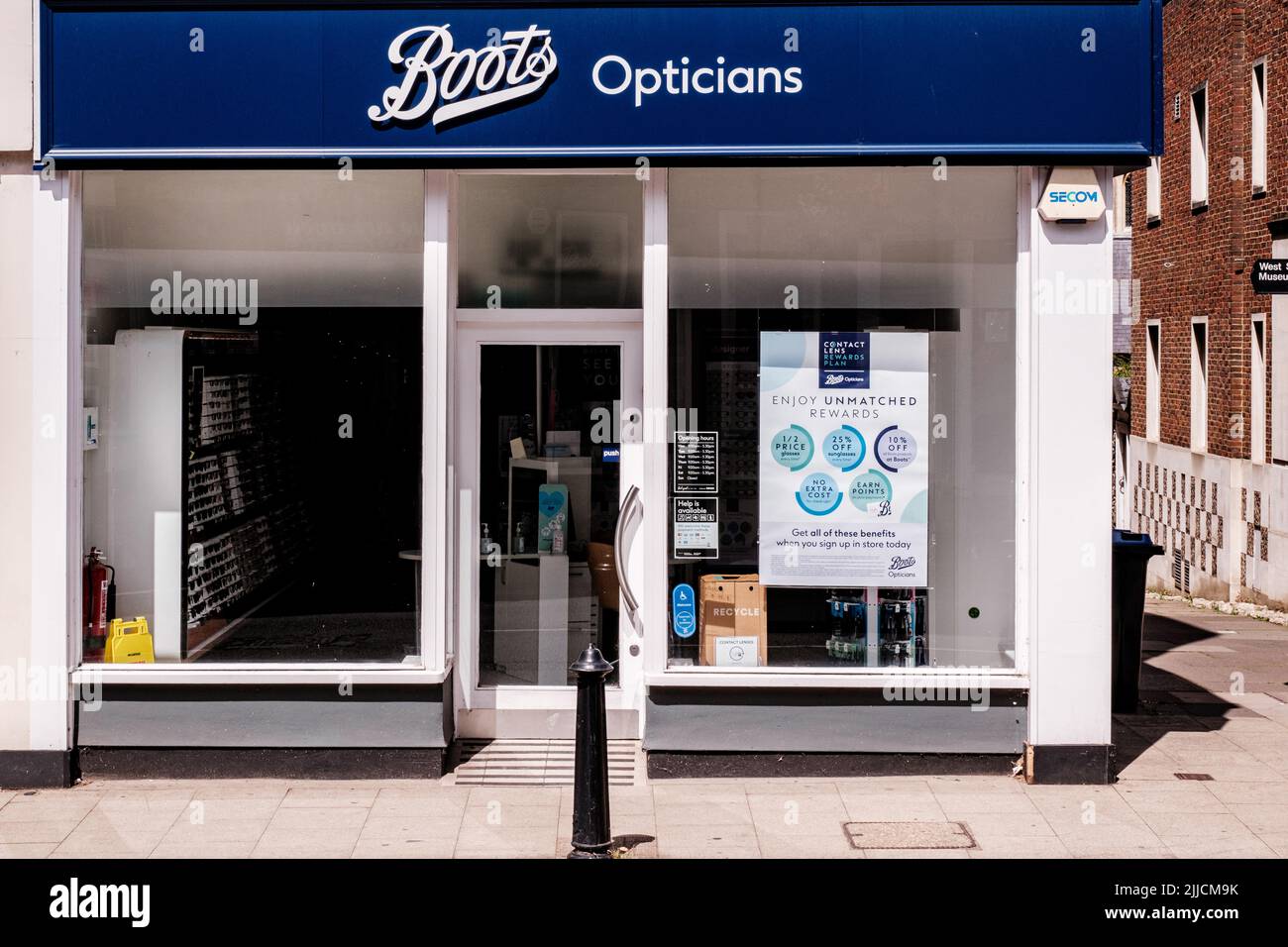 Boots opticians shop england hires stock photography and images Alamy
