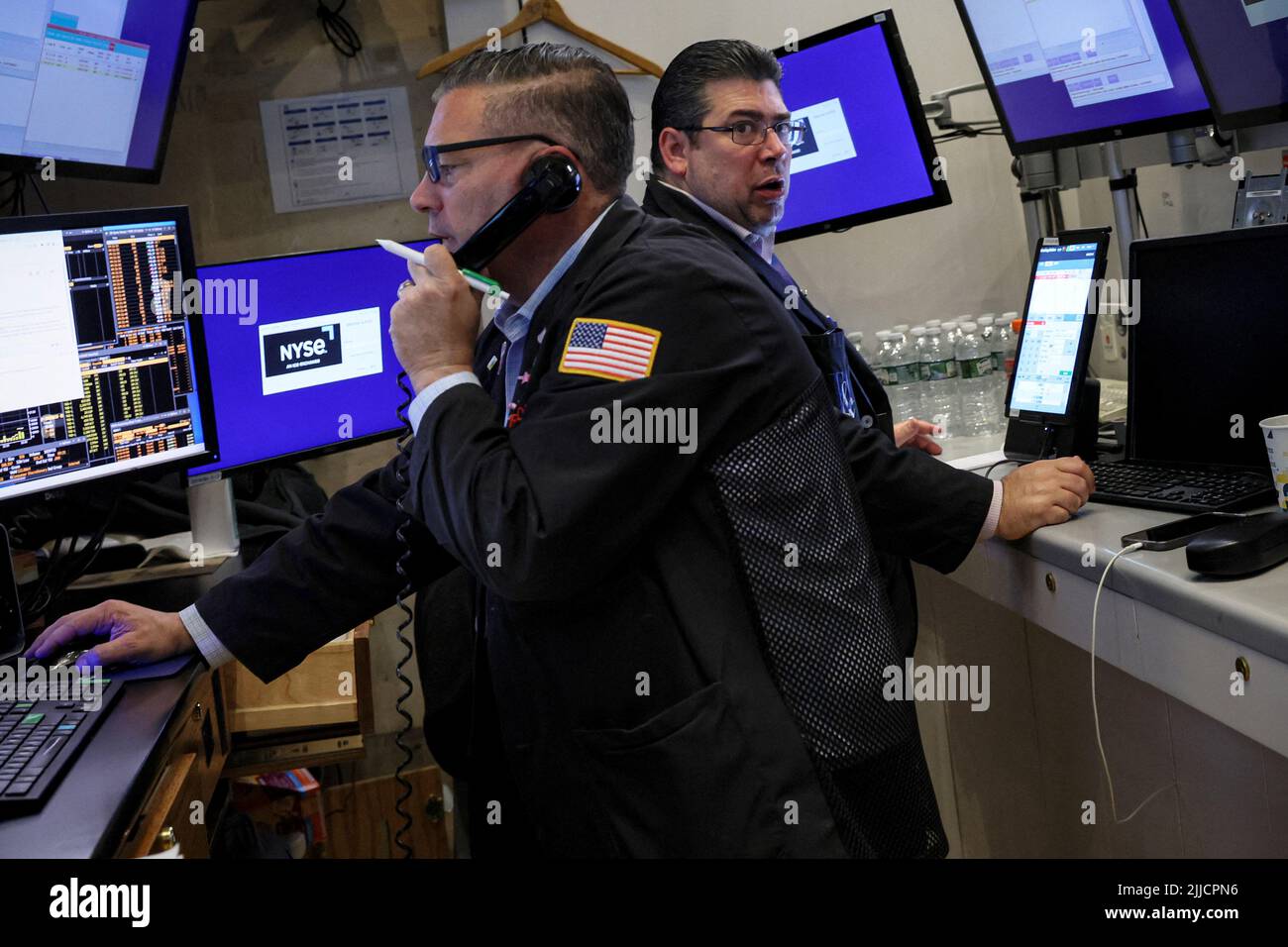 Traders work on the floor of the New York Stock Exchange (NYSE) in New York City, U.S., July 25, 2022.  REUTERS/Brendan McDermid Stock Photo