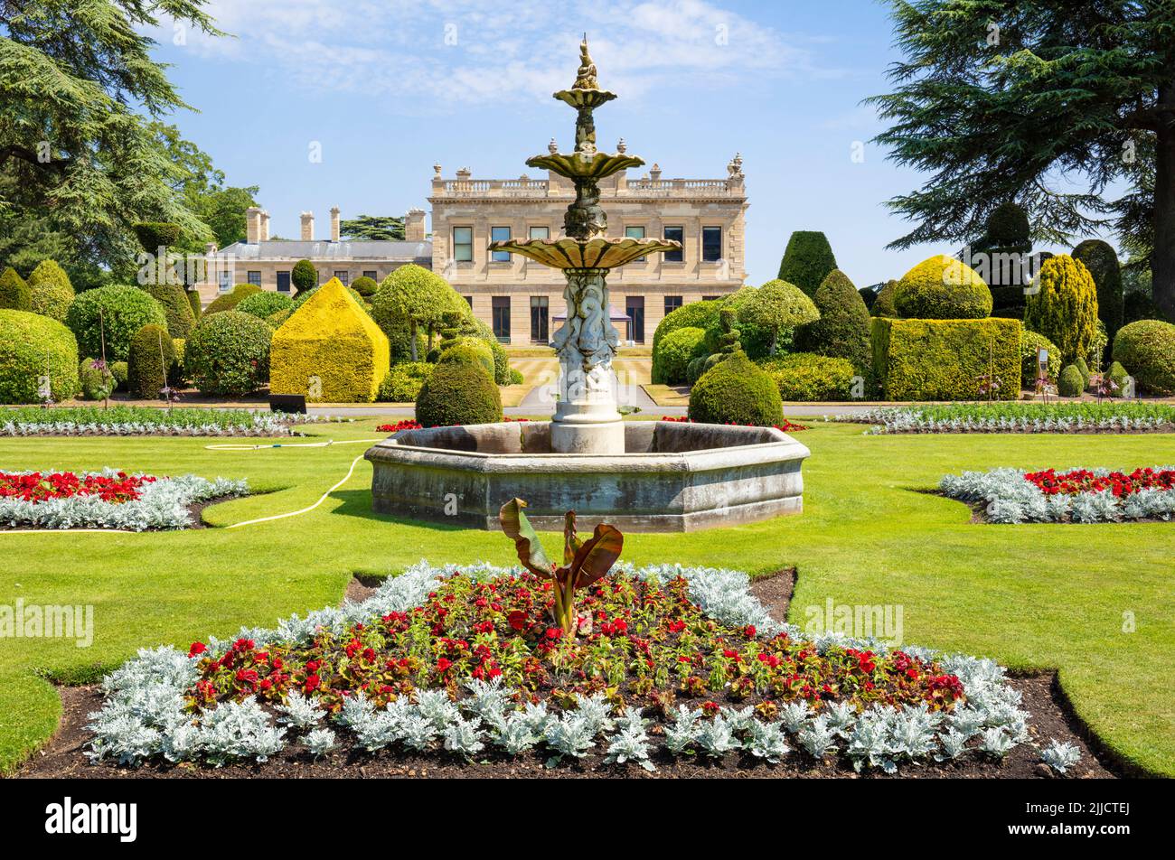 Brodsworth hall and gardens Formal gardens and fountain in a Victorian country house at Brodsworth near Doncaster South Yorkshire England uk gb Europe Stock Photo