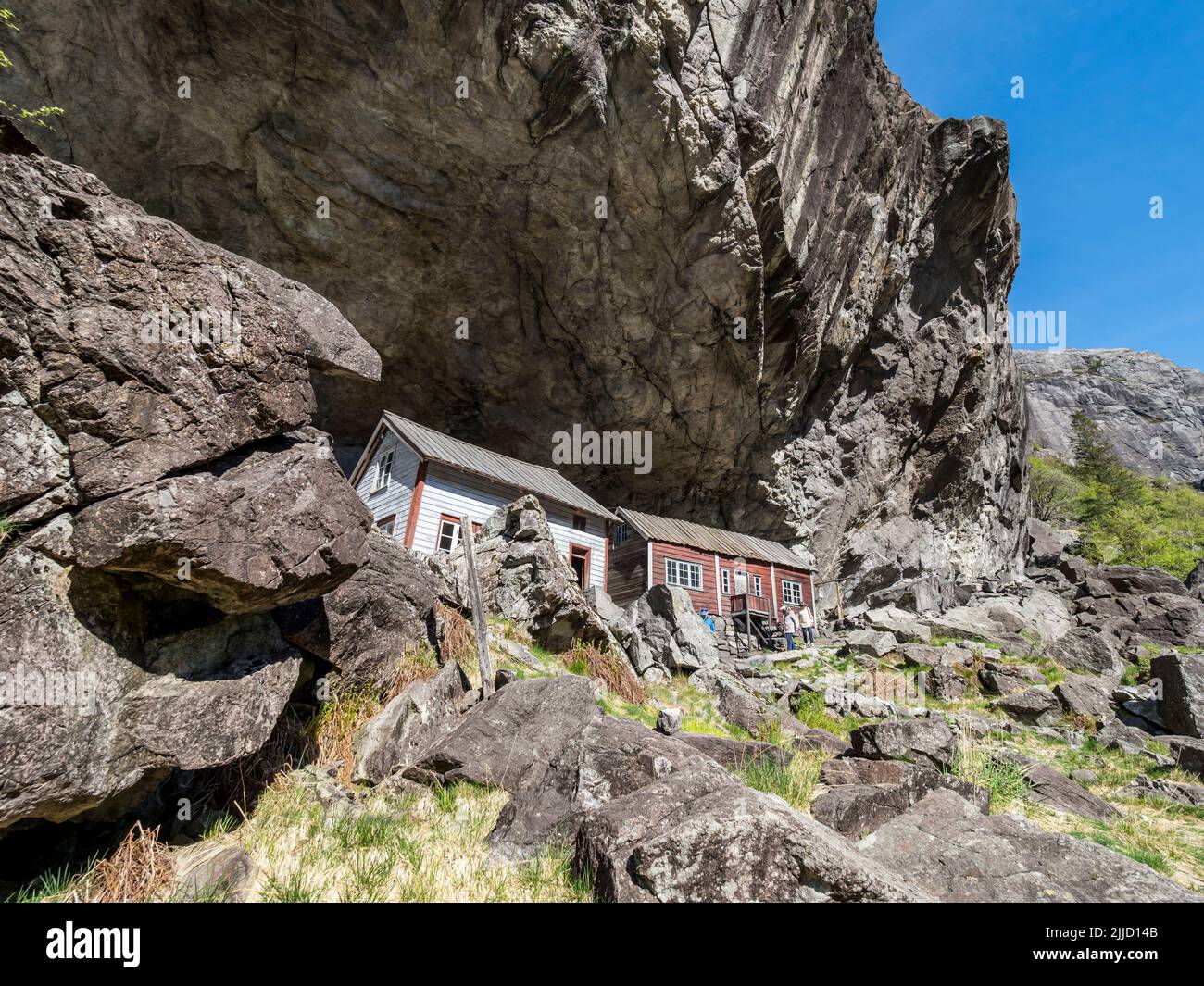 Helleren at the Jossingfjord, houses below a steep cliff, Norway Stock Photo