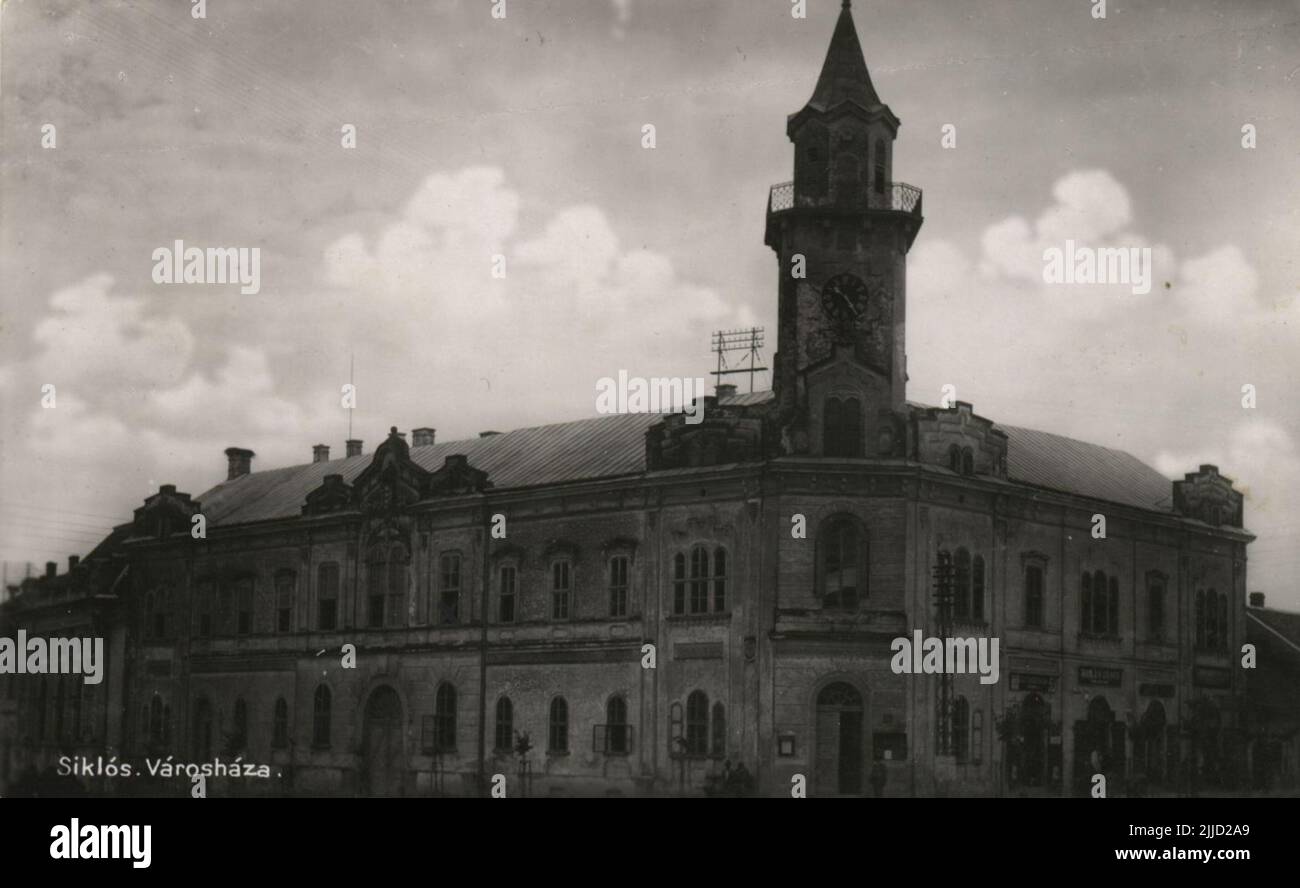 Siklós City Hall. Siklós city hall in the 1920s. The Local History