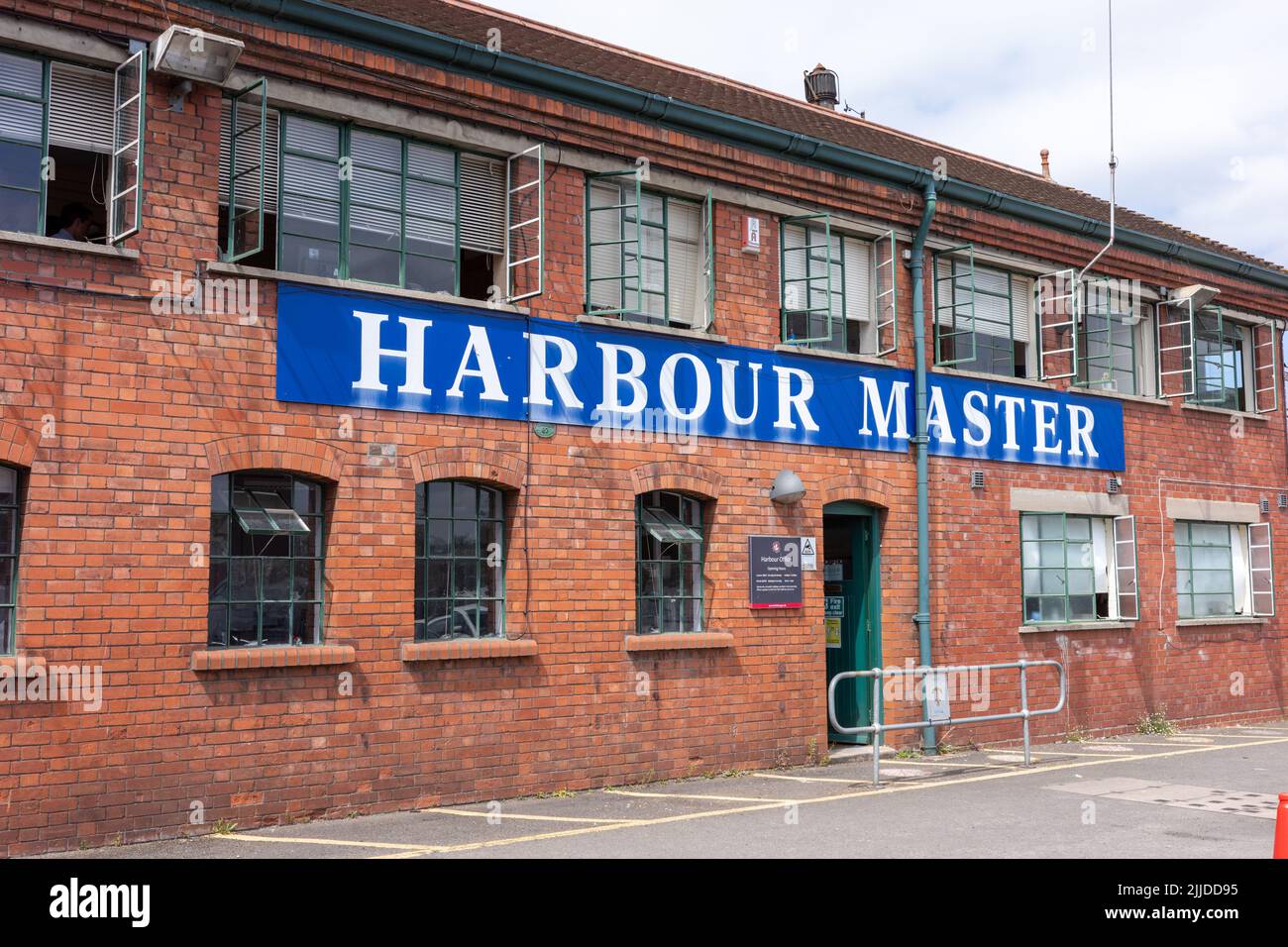 Bristol Harbour Masters Office (Jul22 Stock Photo Alamy
