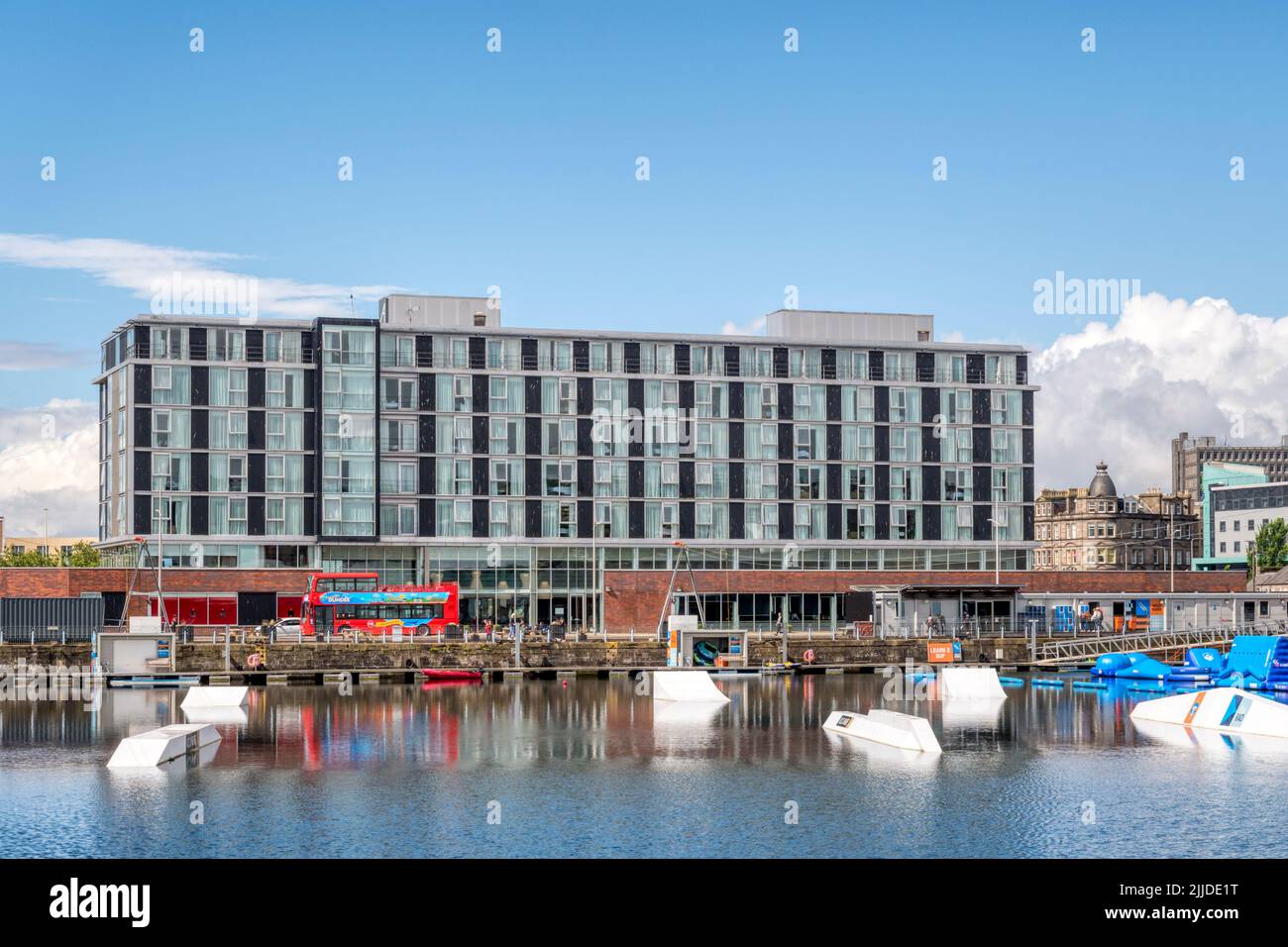 Apex City Quay Hotel & Spa next to the old Victoria Dock, Dundee. Stock Photo