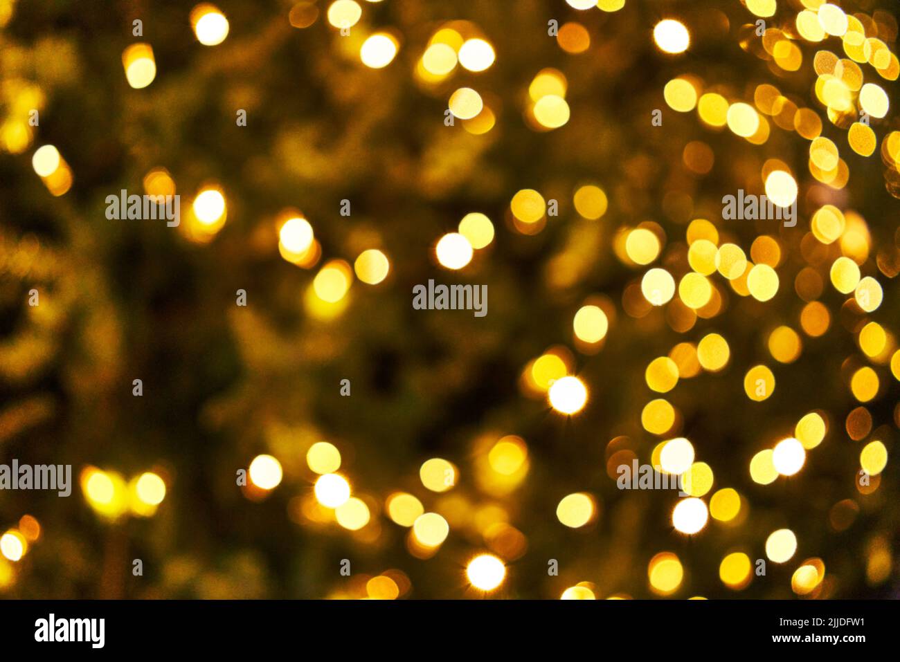 Road defocused light night tree hi-res stock photography and images - Alamy
