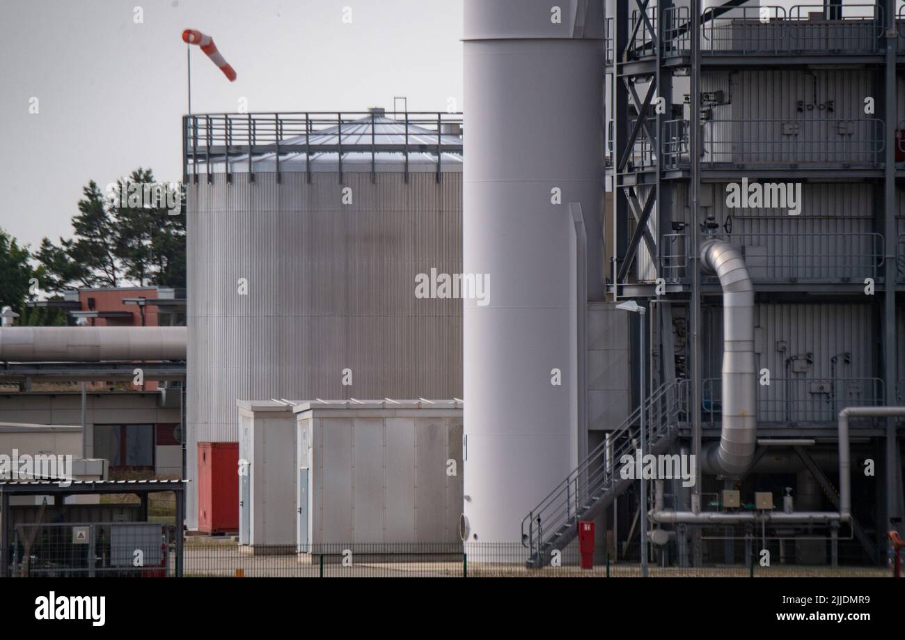 Lubmin, Germany. 25th July, 2022. Pipe systems and shutoff devices at the gas receiving station