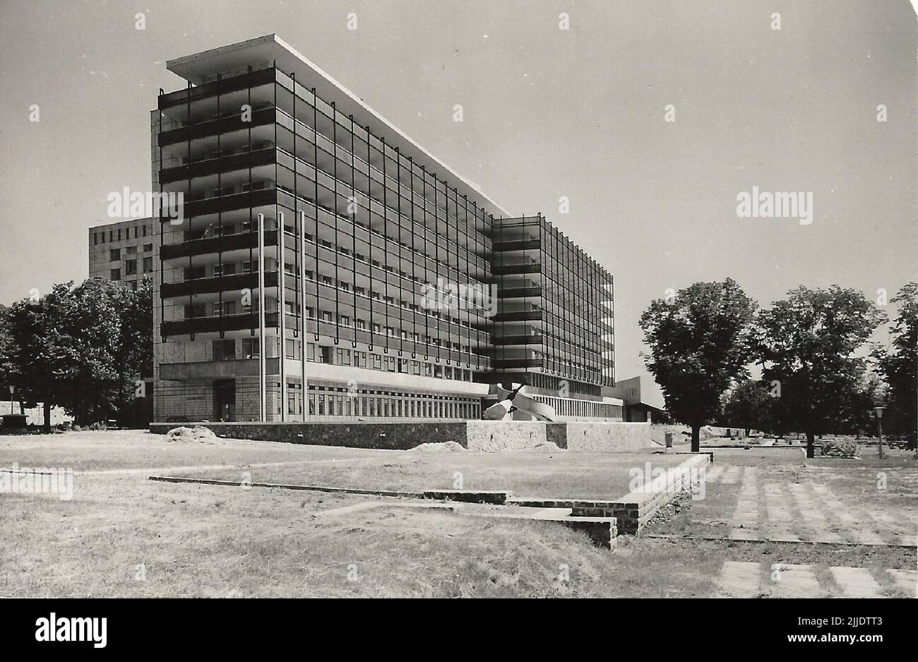 Central clinic of the University of Medicine. The 400bed clinic of the