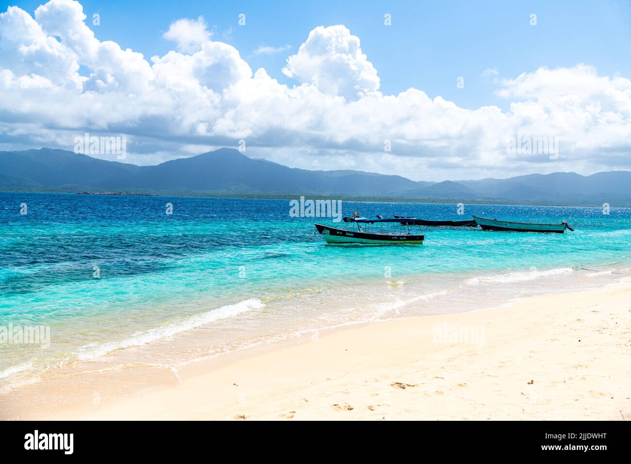 Boats on a beach in the San Blas Islands in Panama Stock Photo