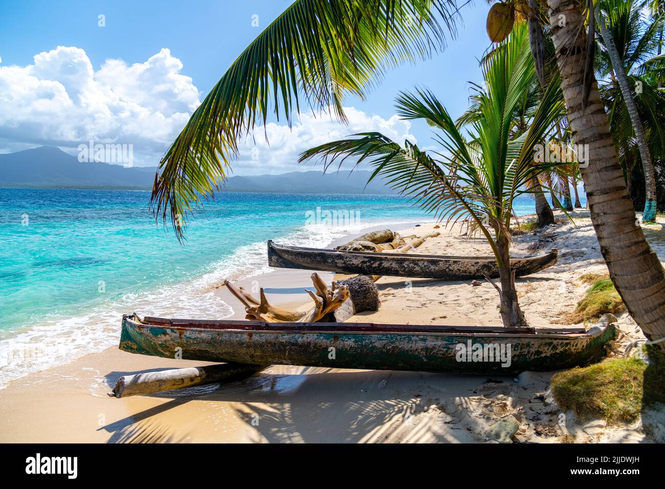 Boats on a beach in the San Blas Islands in Panama Stock Photo