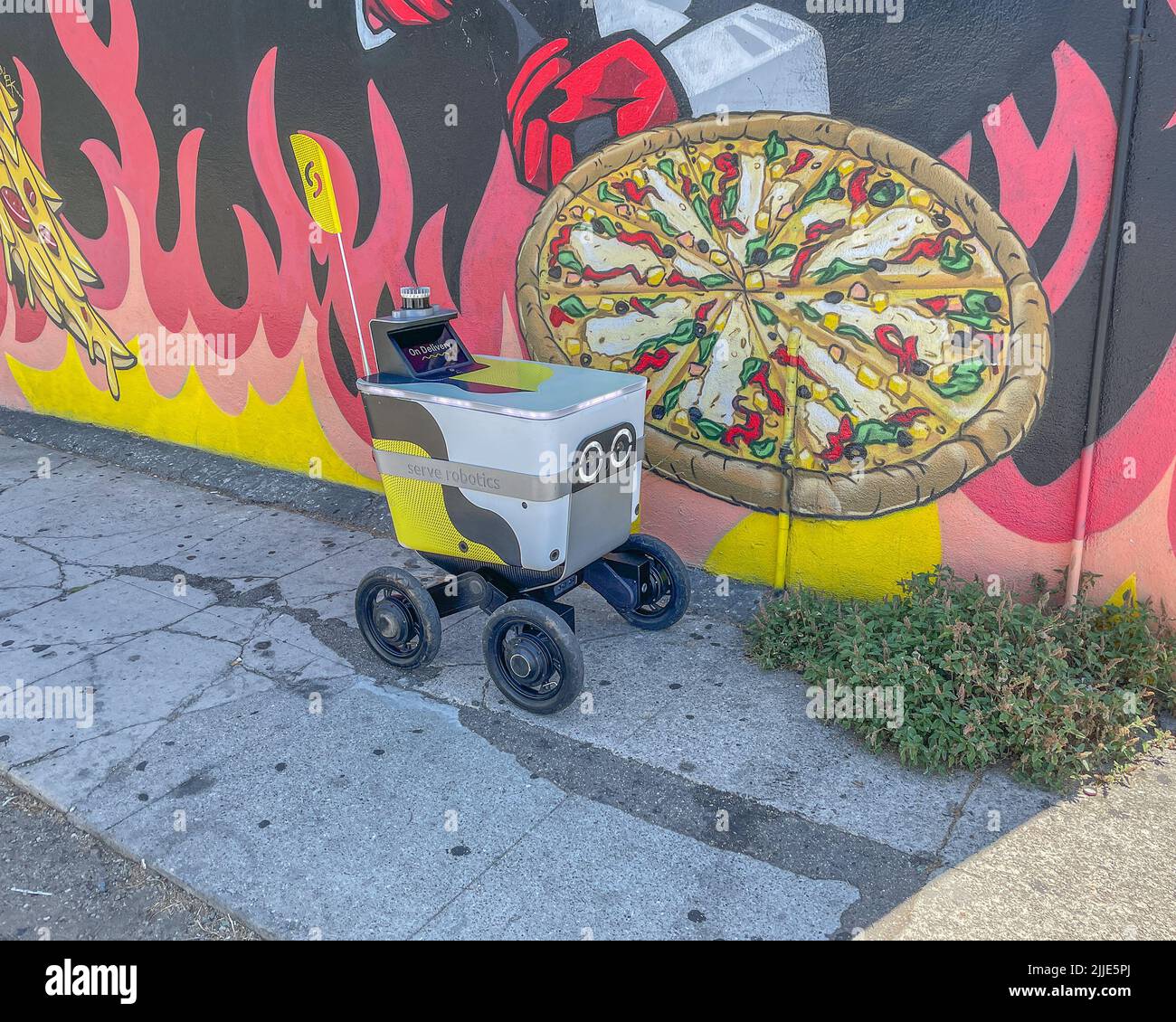 Los Angeles, CA, USA June 26, 2022 A Serve Robotics robot makes a