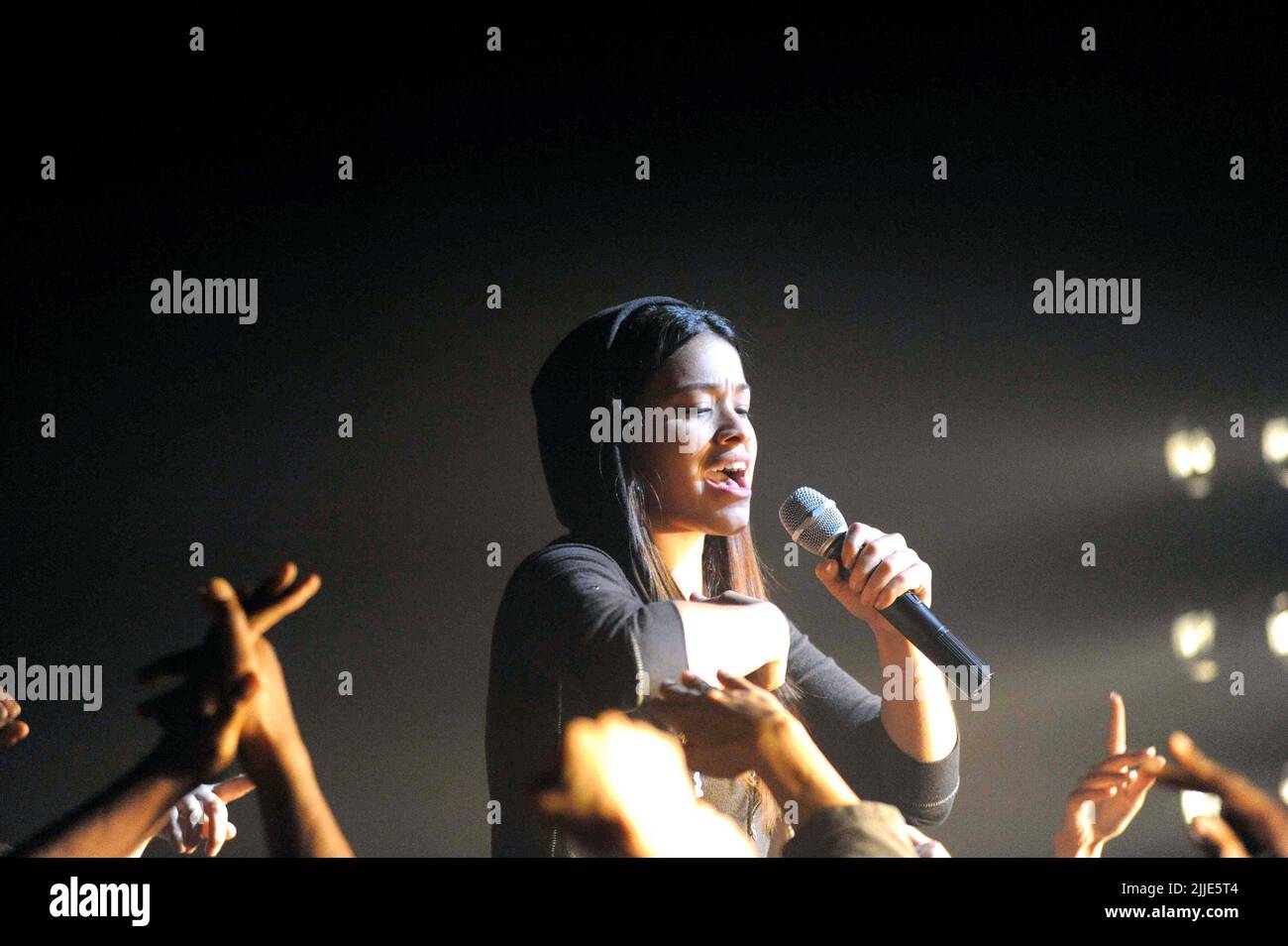 GINA RODRIGUEZ, FILLY BROWN, 2012 Stock Photo Alamy