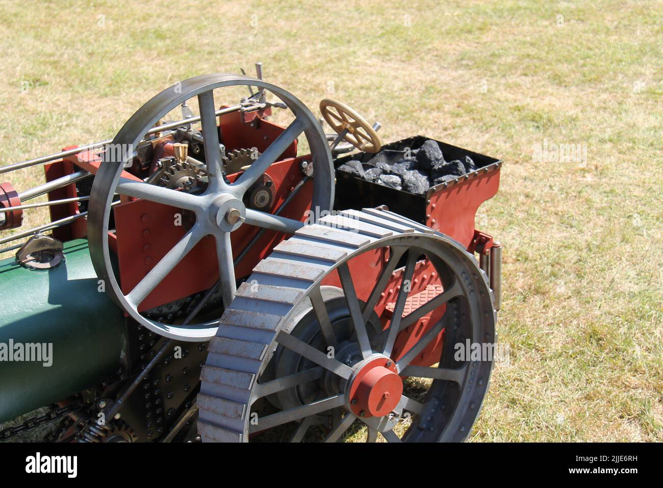 The Workings of a Small Vintage Steam Traction Engine Stock Photo Alamy