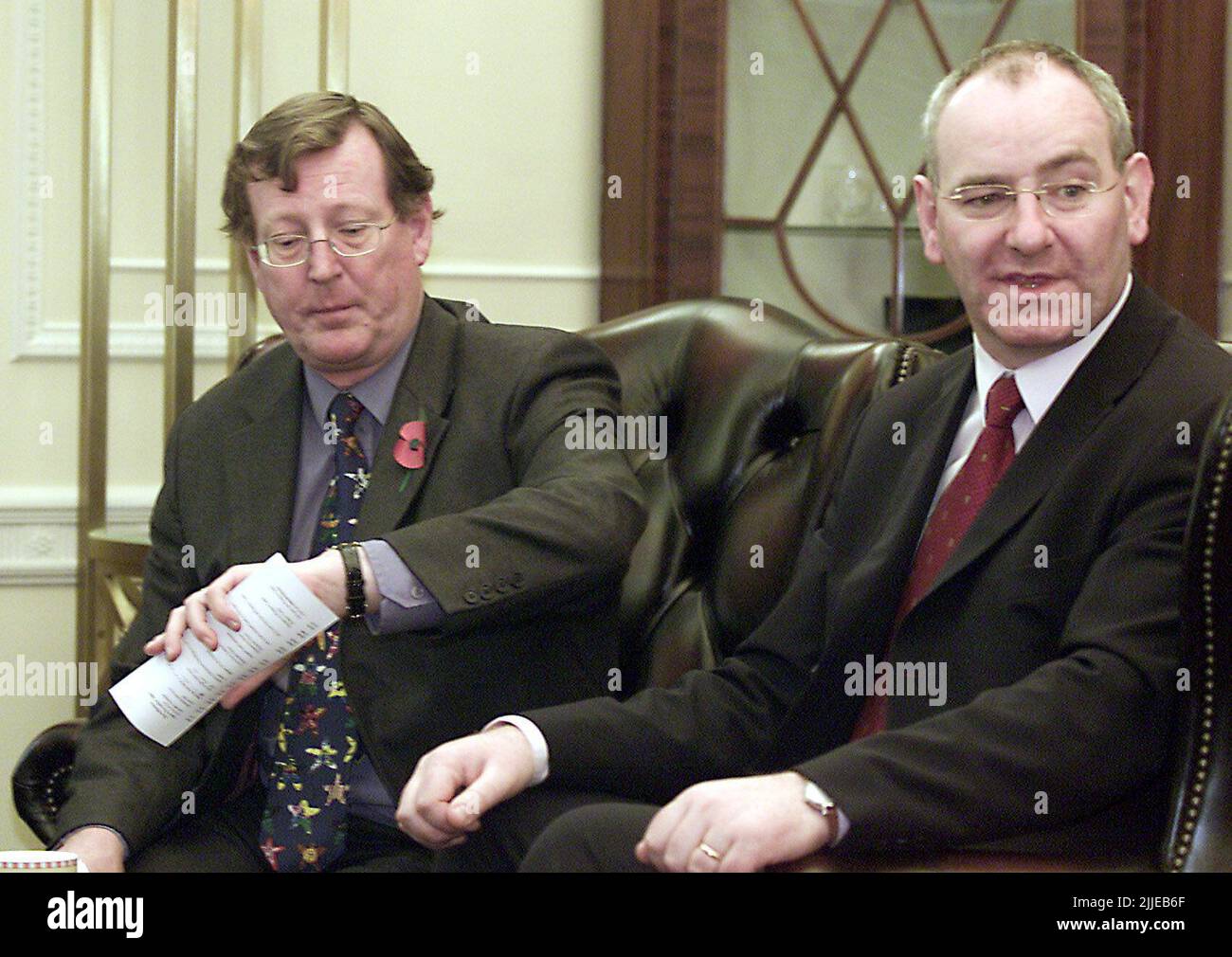 File photo dated 25/10/2001 of newly elected First Minister David Trimble and Deputy First Minister Mark Durkan relax with a coffee in the First Minister's office. The former Northern Ireland first minister has died, the Ulster Unionist Party has announced. Issue date: Monday July 25, 2022. Stock Photo