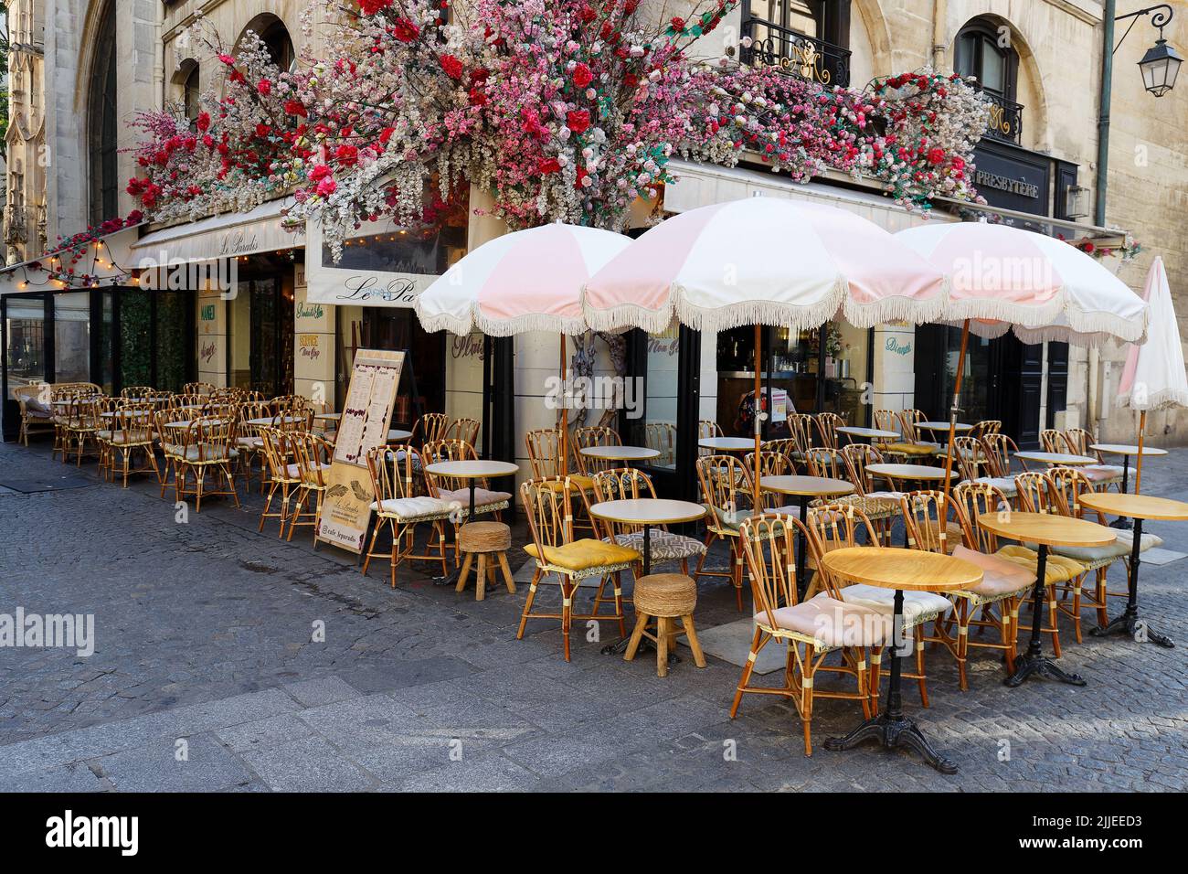 Cafe Le Paradis is traditional French cafe located in Les Halles