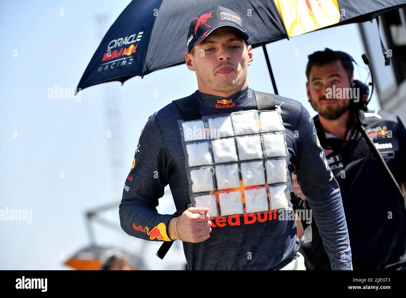 Zeep Betasten Snel July 24th, 2022, Circuit Paul Ricard, Le Castellet, FORMULA 1 LENOVO GRAND  PRIX DE FRANCE 2022, in the picture Max Verstappen (NEL), Oracle Red Bull  Racing with cooling vest Stock Photo - Alamy