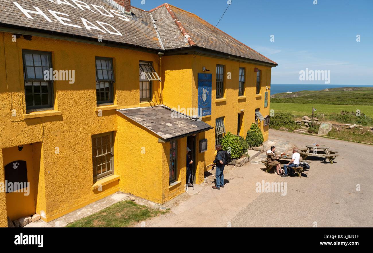 Zennor, St Ives, Cornwall, England, UK.  2022. Exterior view of an old English coaching inn at Zennor near St Ives, Cornwall. UK Stock Photo