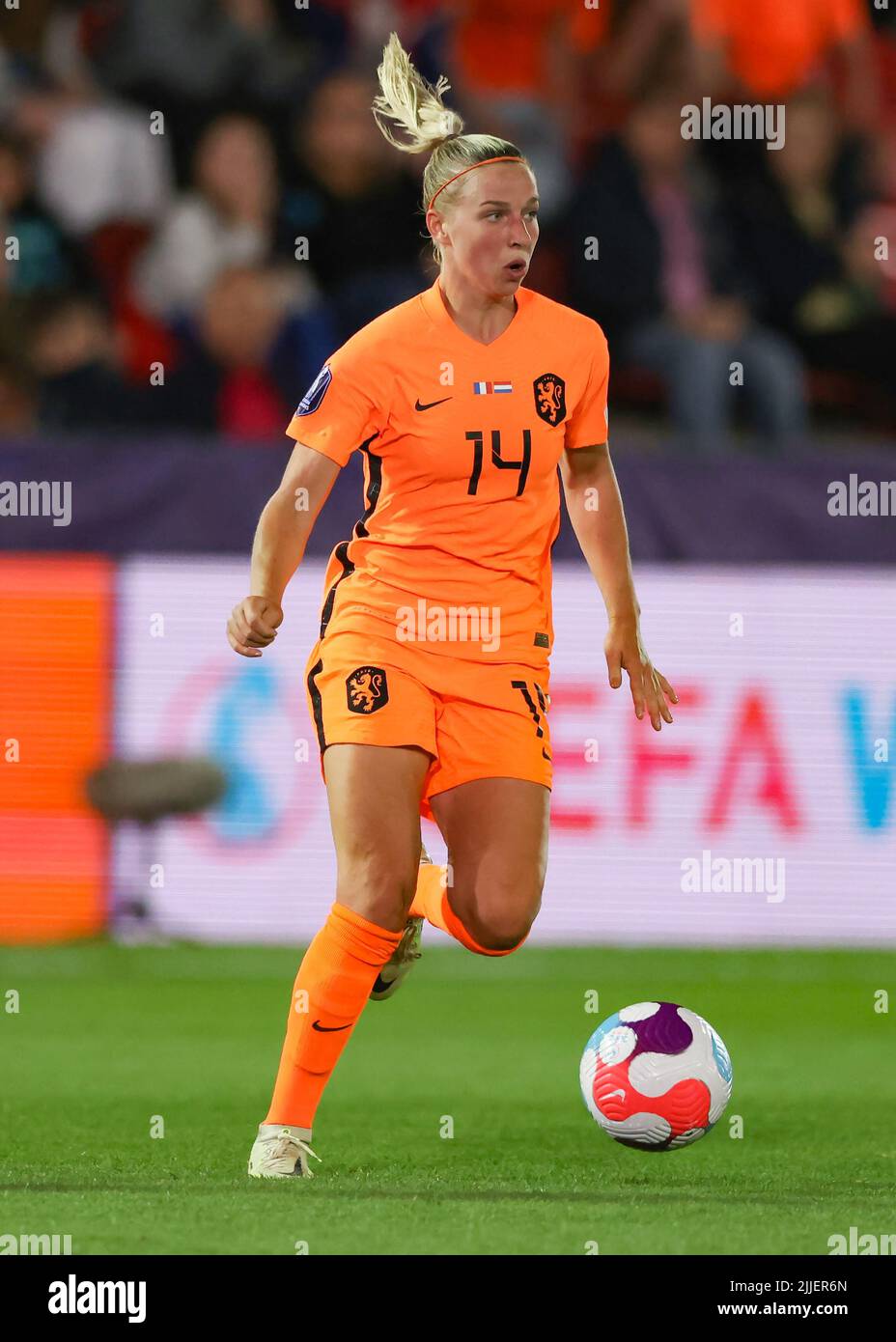 Rotherham, England, 23rd July 2022. Jackie Groenen of Netherlands ...