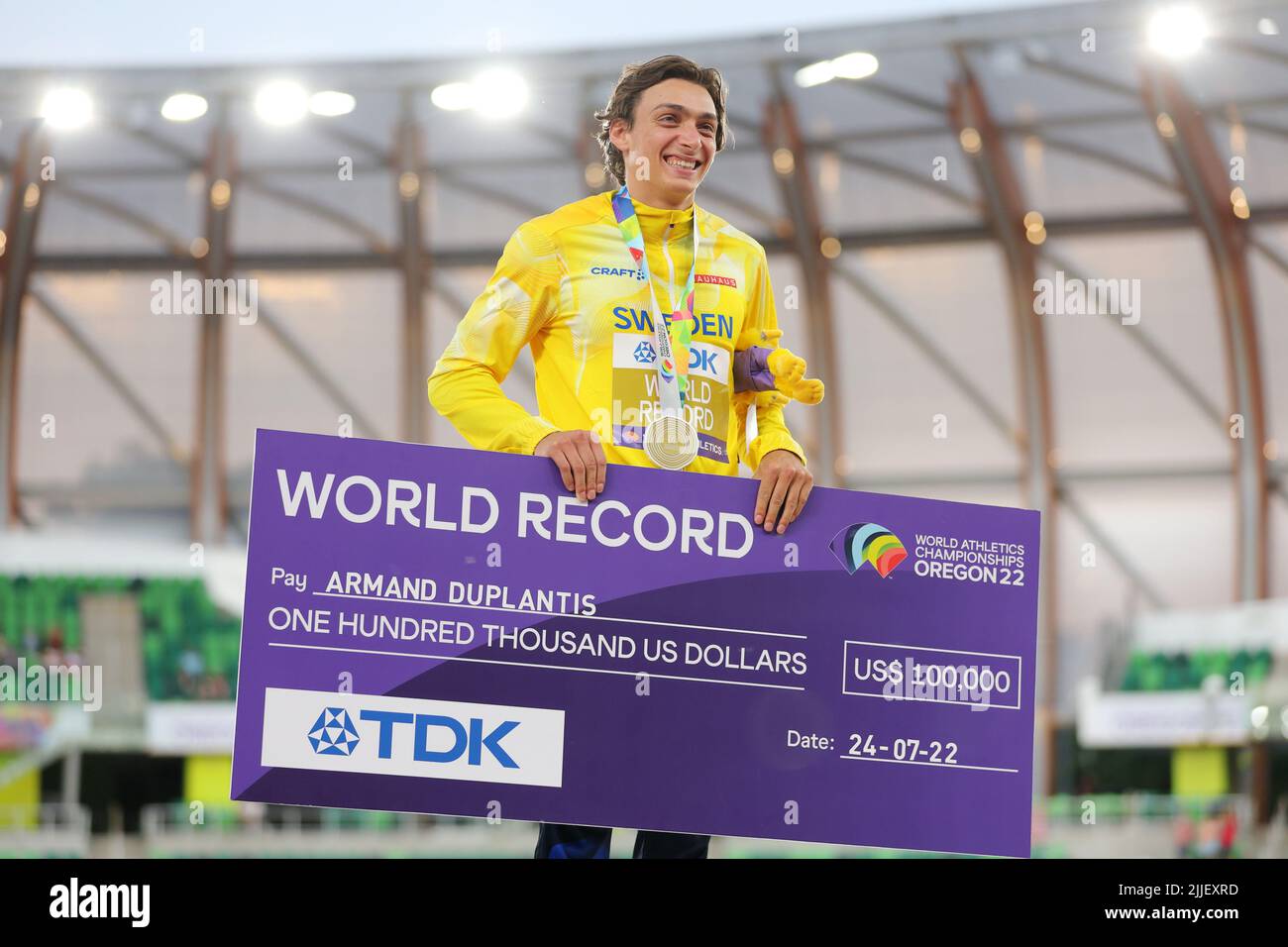 Hayward Field, Eugene, Oregon, USA. 24th July, 2022. Armand Duplantis