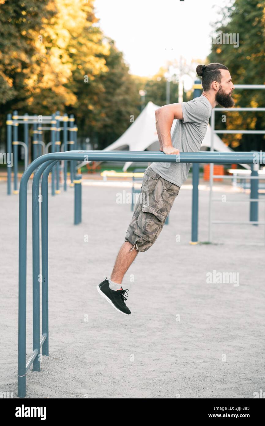 parallel bar dips strength workout sport lifestyle Stock Photo Alamy