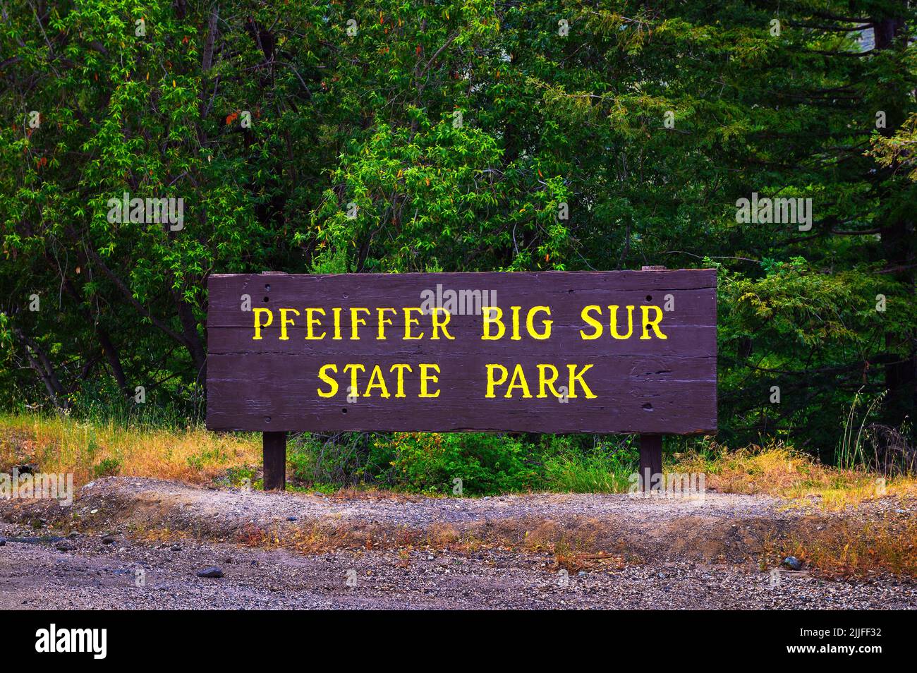 Welcome sign at the entrance to Pfeiffer Big Sur State Park in California Stock Photo