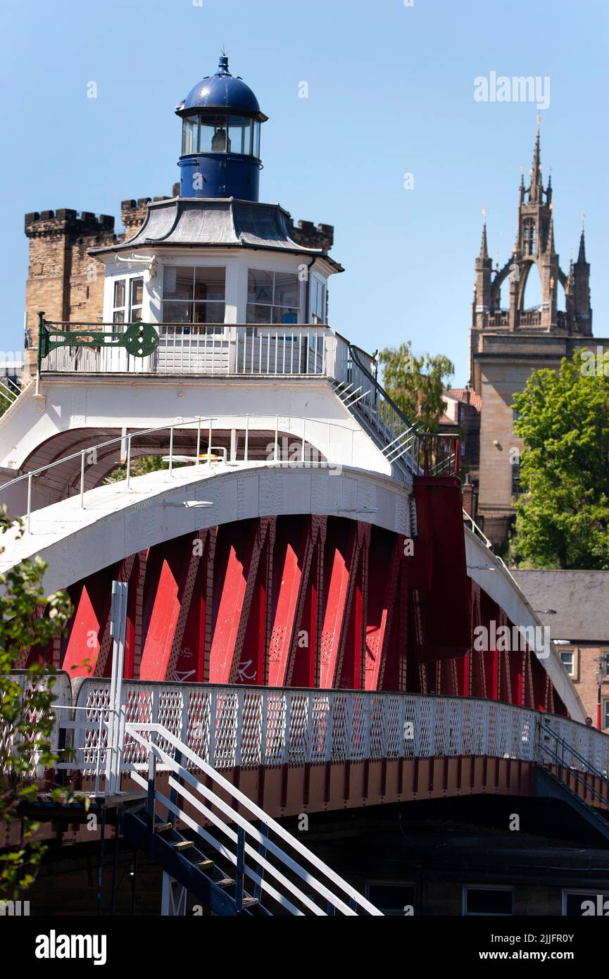 The Swing Bridge, St Nicholas Cathedral and castle keep, Newcastle Gateshead quayside Stock Photo