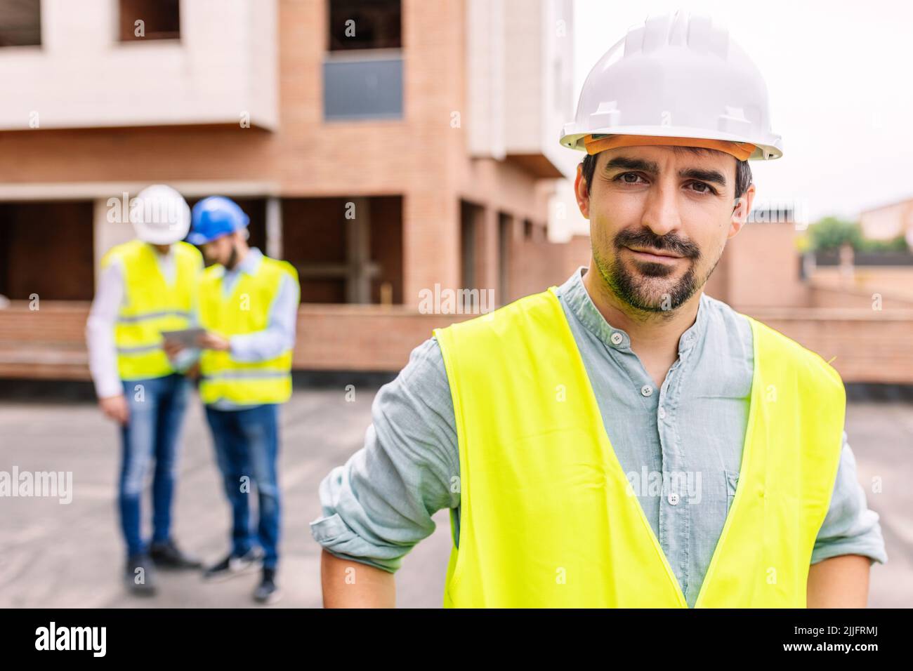 Contractor portrait building site hi res stock photography and images