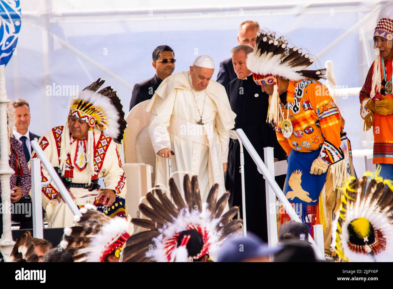 Maskwa Park, Canada. 25th July, 2022. Pope Francis receives the Grand ...