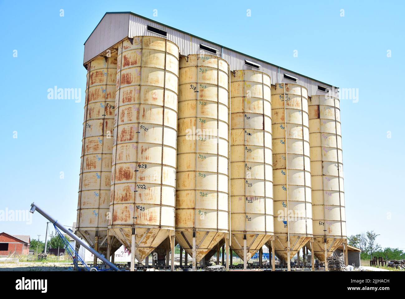 Silos supersized containers most commonly used for storing wheat and