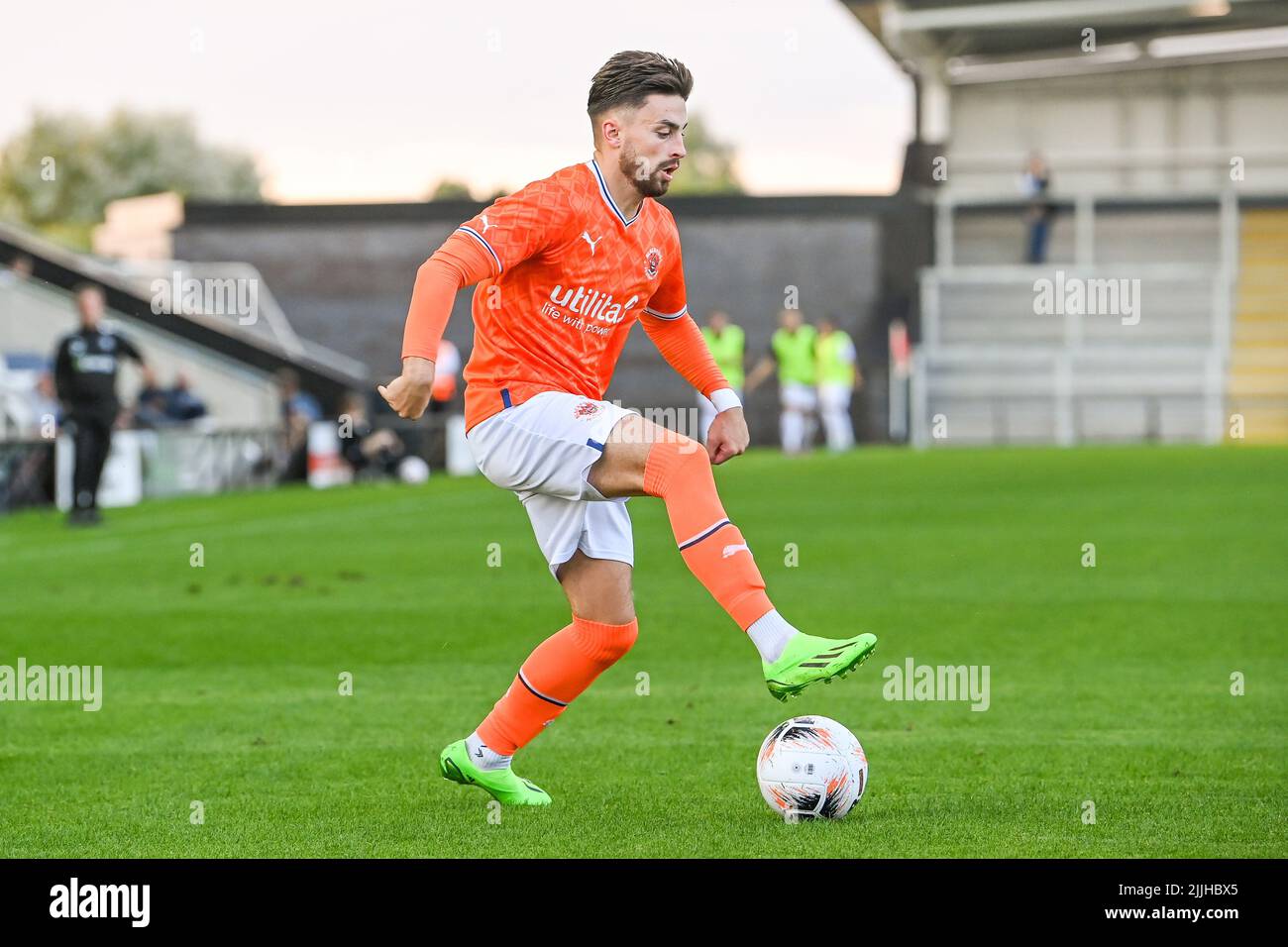 Owen Dale 7 of Blackpool controls the ball Stock Photo Alamy
