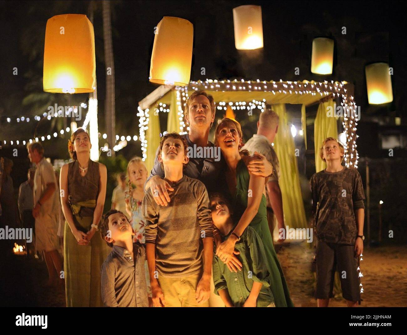 SAMUEL JOSLIN, EWAN MCGREGOR, OAKLEE PENDERGAST, NAOMI WATTS, THE