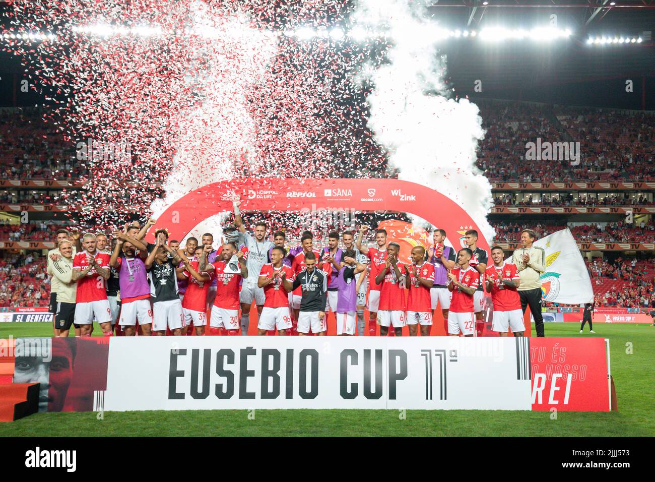 Lisbon, Portugal. July 26, 2022.  Benfica's defender from Argentina Nicolas Otamendi (30) lifting the Eusebio Cup trophy during the friendly game between SL Benfica vs Newcastle United FC Credit: Alexandre de Sousa/Alamy Live News Stock Photo
