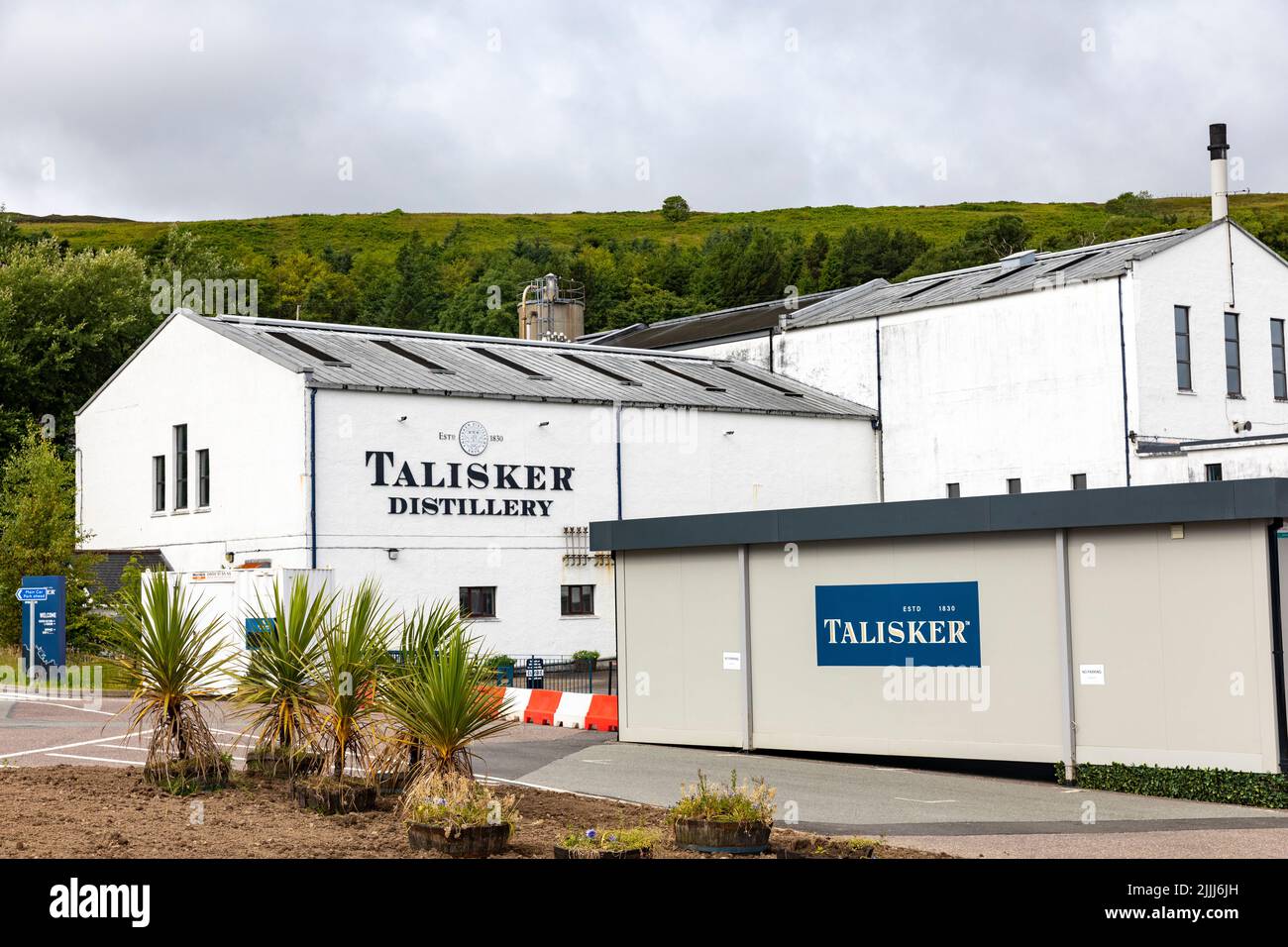 Talisker Distillery in Carbost on the Isle of Skye produces single male scotch whisky and is owned by Diageo,Scotland,UK Stock Photo