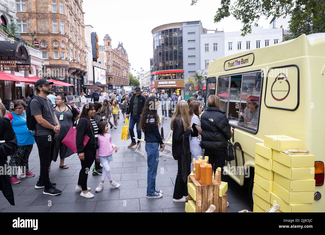 https://c8.alamy.com/comp/2JJK5JC/editorial-use-only-members-of-the-public-visit-sun-bums-food-truck-pop-up-which-is-giving-out-free-frozen-bananas-served-in-a-popular-californian-style-with-a-choice-of-toppings-london-issue-date-wednesday-july-26-2022-the-pop-up-which-has-been-created-by-organic-sun-care-brand-sun-bum-is-appearing-at-three-more-locations-in-the-uk-in-london-brighton-and-broadstairs-this-week-to-highlight-the-importance-of-wearing-spf-all-year-round-photo-credit-should-read-matt-alexanderpa-wire-2JJK5JC.jpg