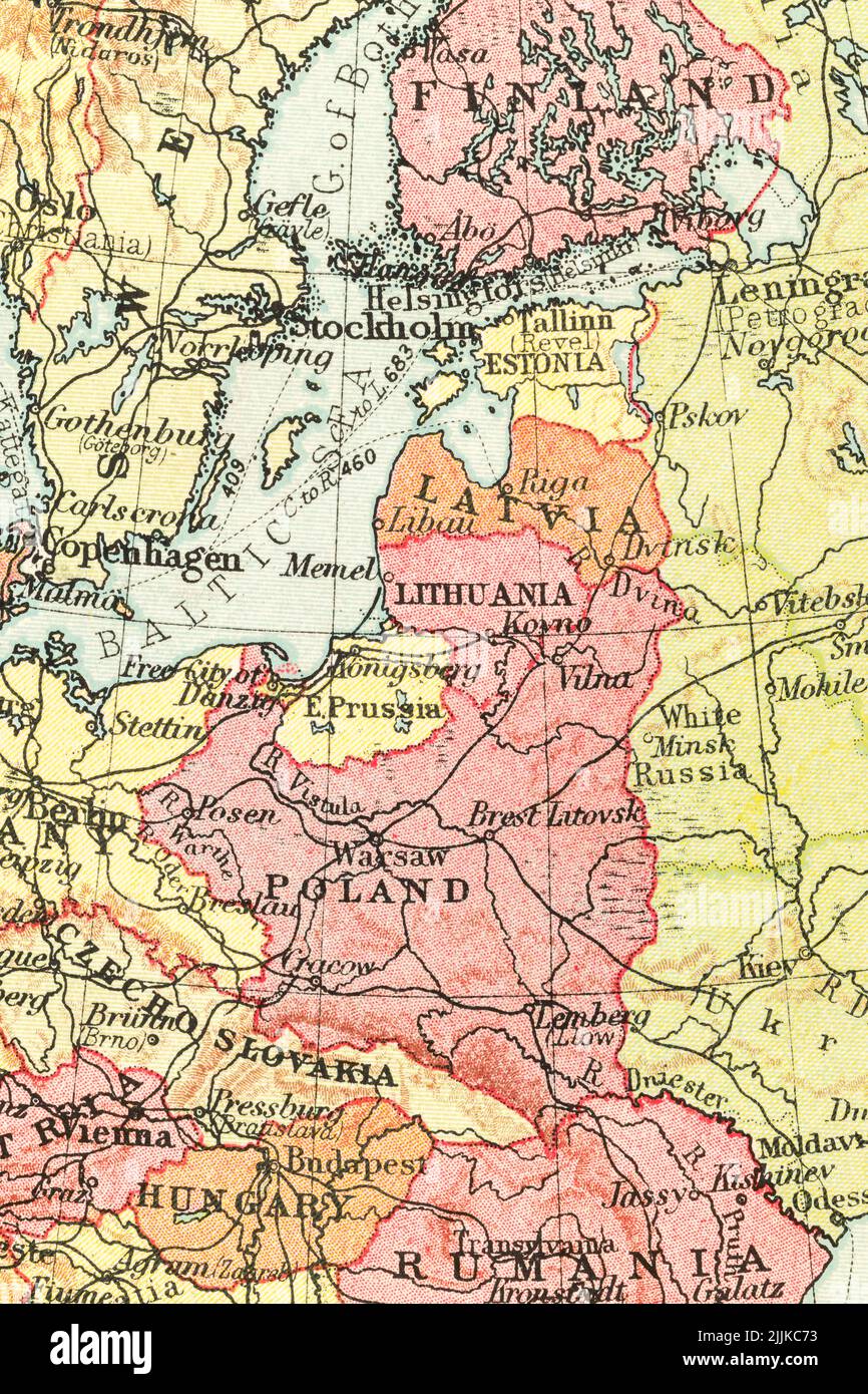 1930 atlas map of the Baltic states - Estonia, Latvia (Livonia), Lithuania (Kurland, Courland) - bordering Soviet Russia. Stock Photo