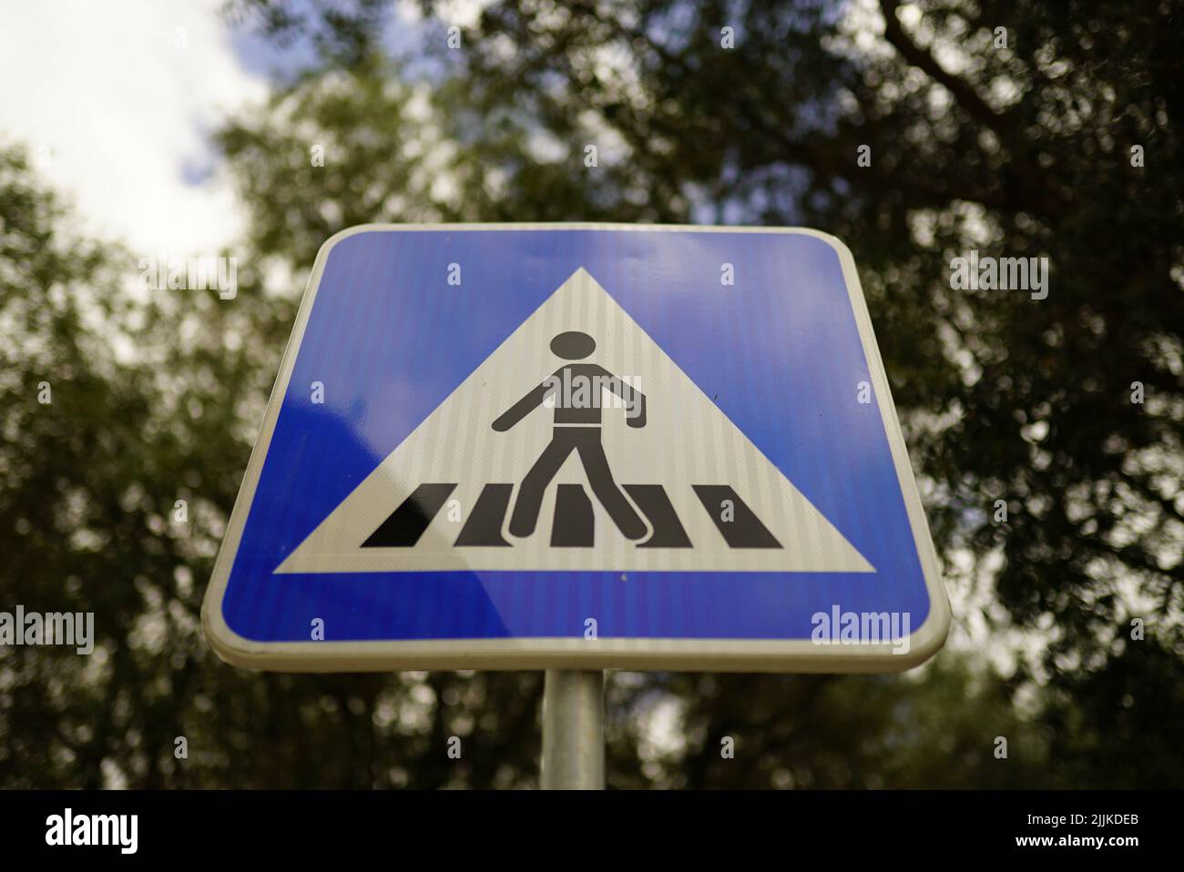 Zebra crossing animal warning sign hi-res stock photography and images