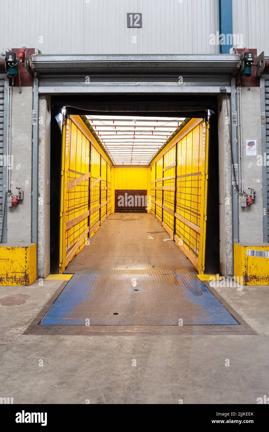 How Does A Loading Dock Work at Marcus Lewis blog