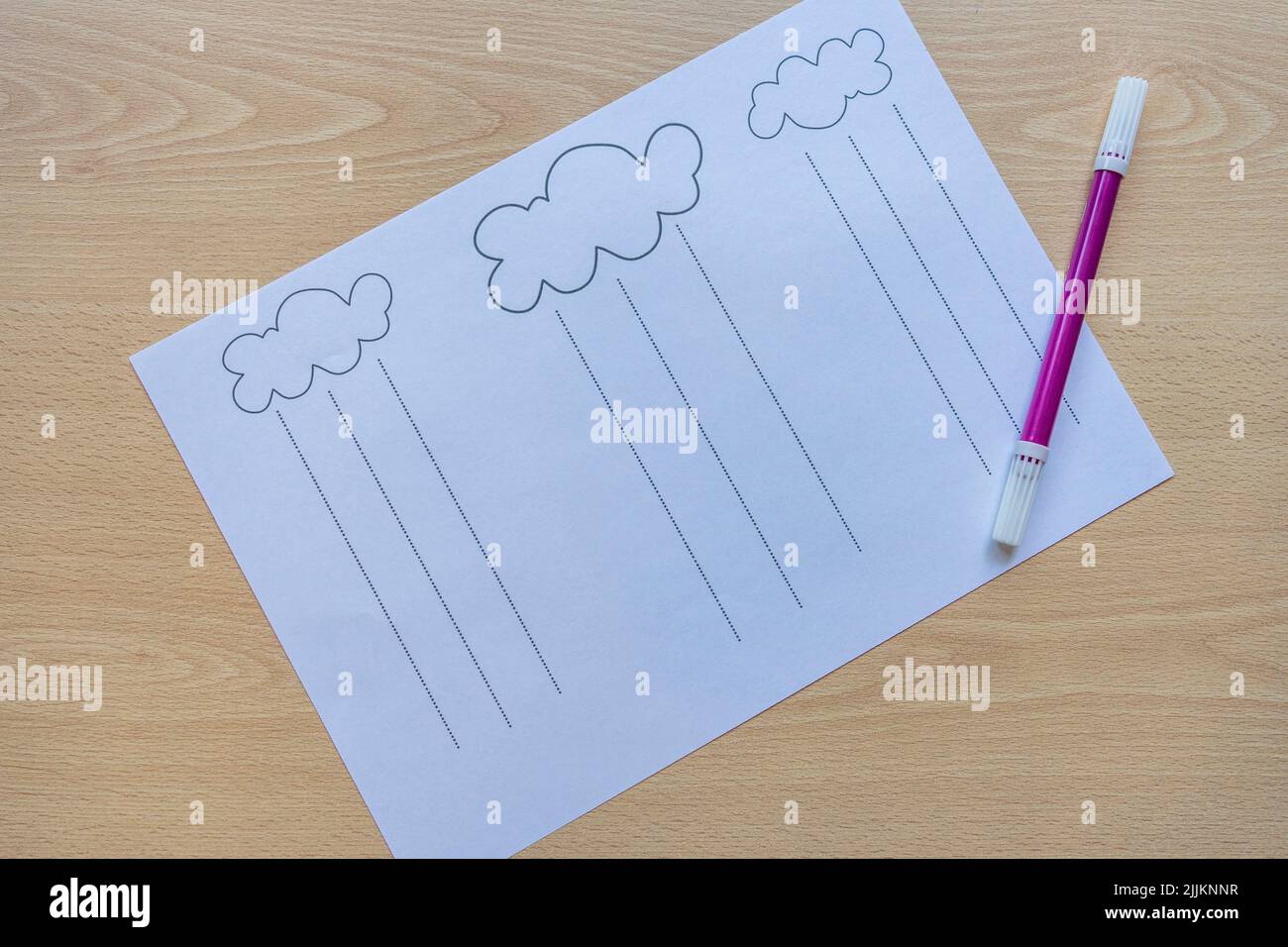 Tracing paper children hi-res stock photography and images - Alamy