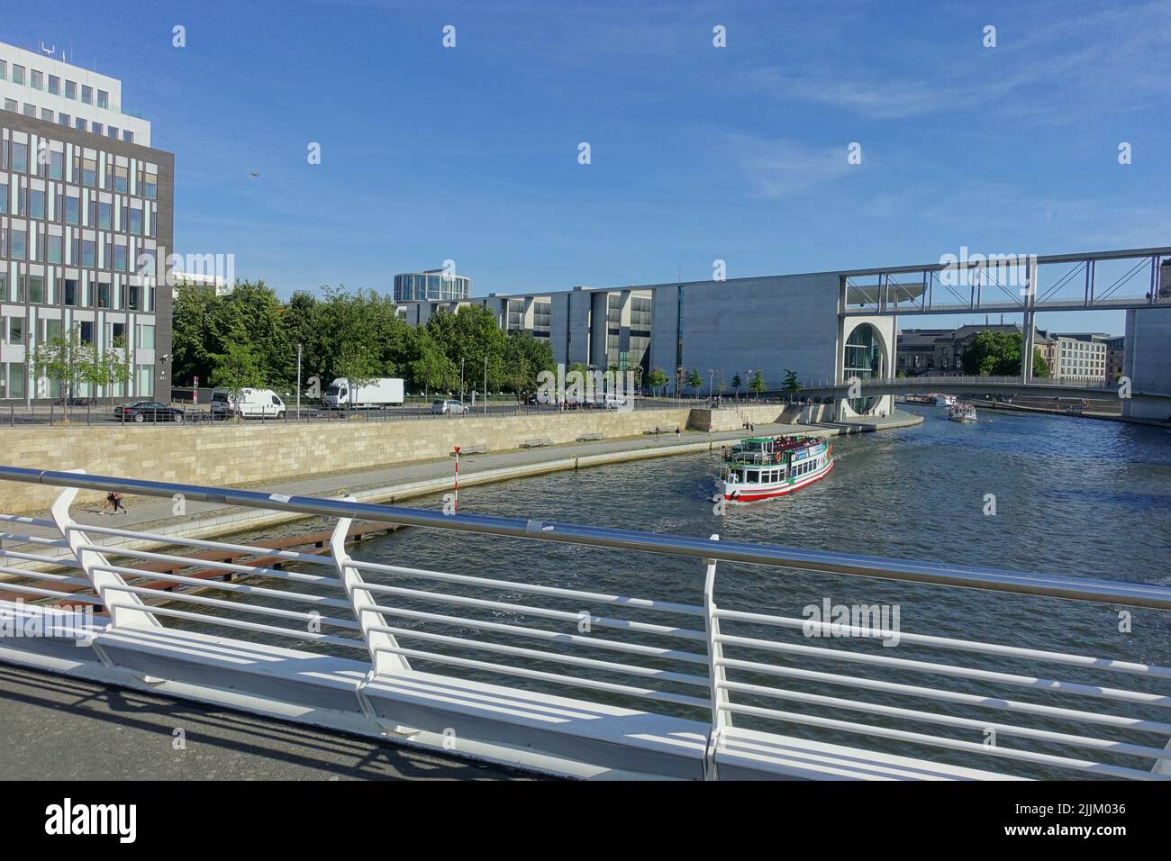 Berlin, Spreebogen, Marie-Elisabeth-Lüders-Steg Stock Photo