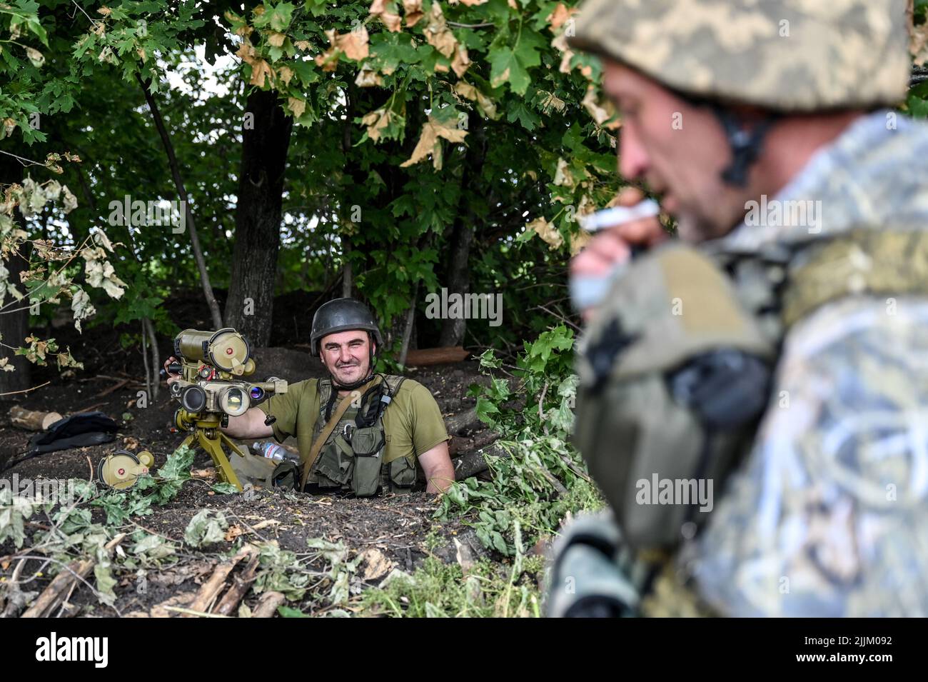 ZAPORIZHZHIA REGION, UKRAINE - JULY 17, 2022 - Servicemen of the Zaporizhzhia Separate Territorial Defence Brigade are on duty on the front line, Zapo Stock Photo