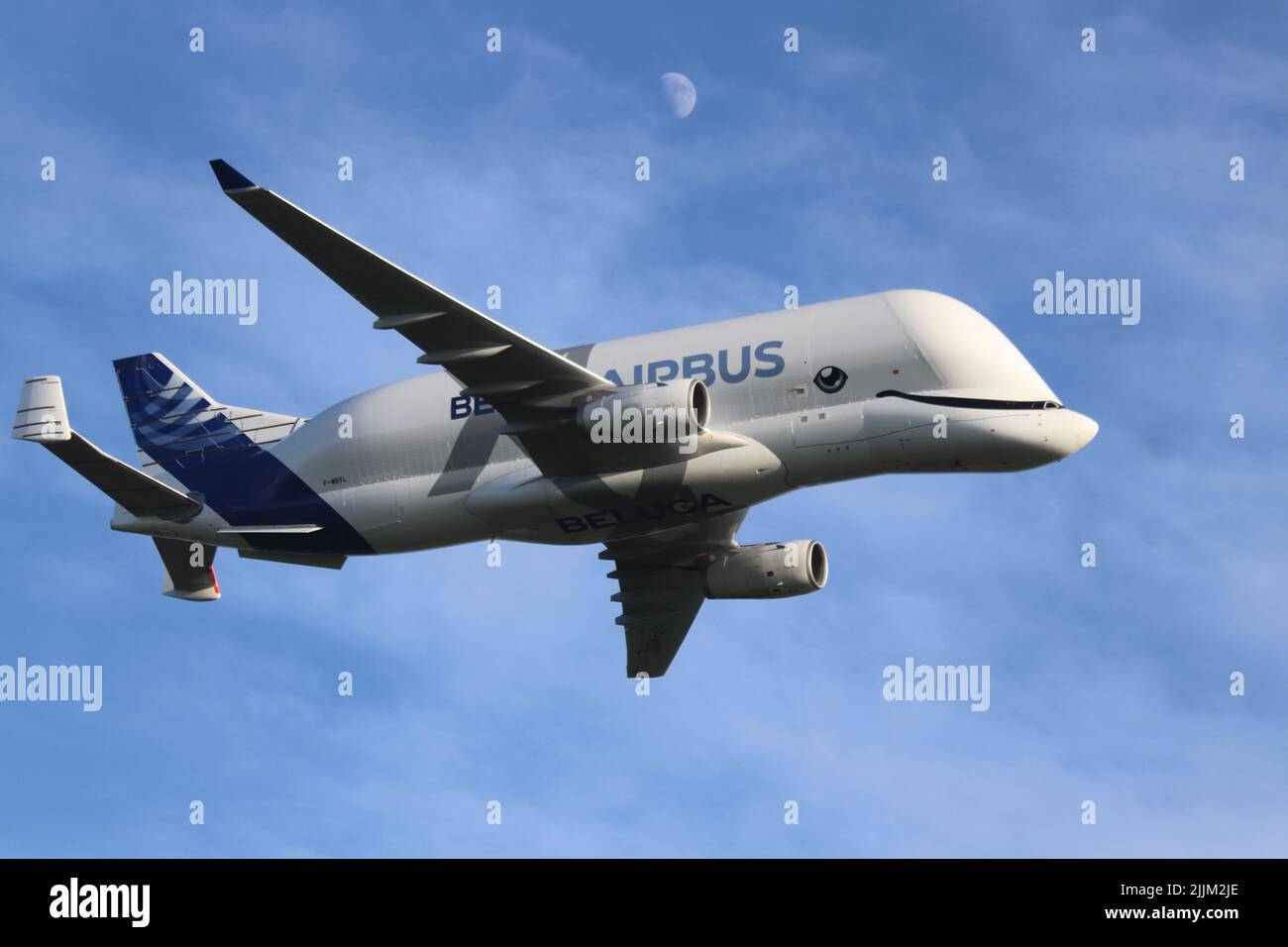 the-new-airbus-a330-beluga-xl-landing-at-hawarden-airport-in-north