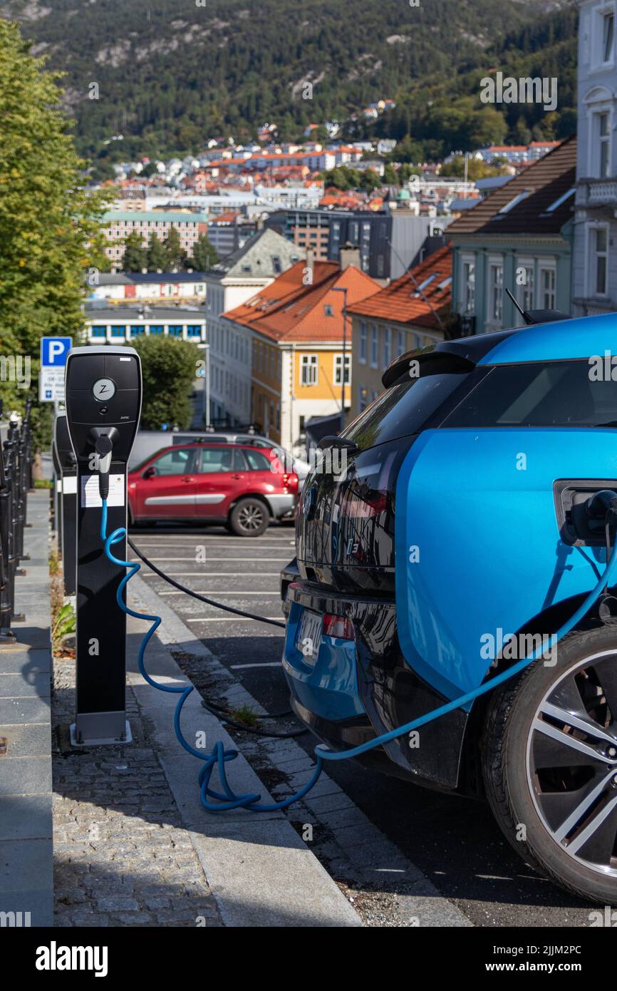 Bmw i3, power hi-res stock photography and images - Alamy
