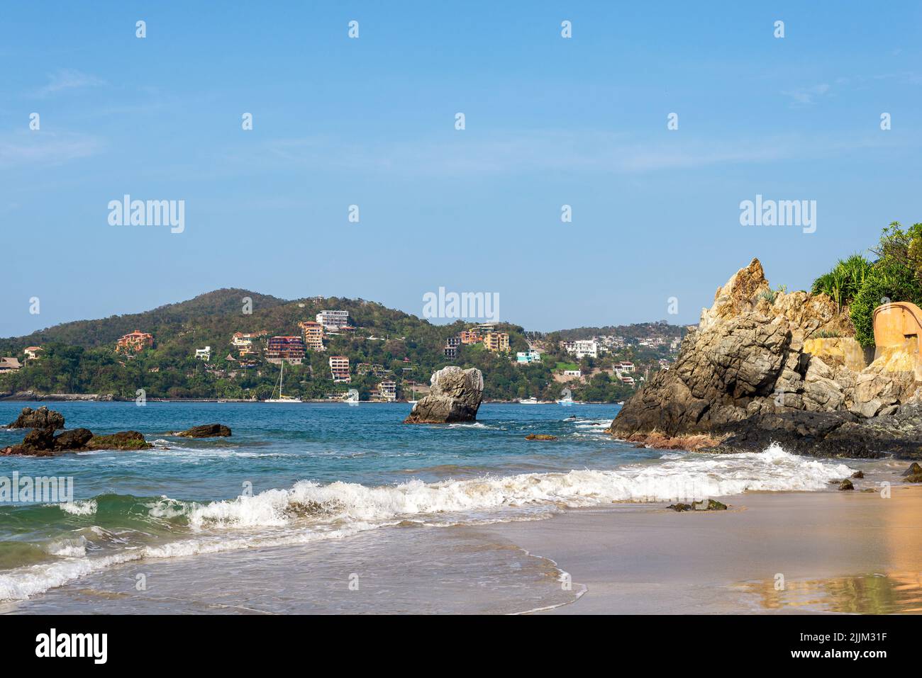 A picture of La Ropa beach at Ixtapa Zihuatanejo Stock Photo - Alamy