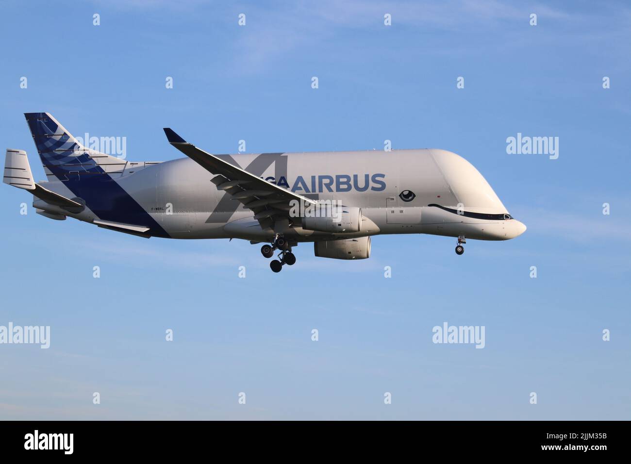 the-new-airbus-a330-beluga-xl-landing-at-hawarden-airport-in-north