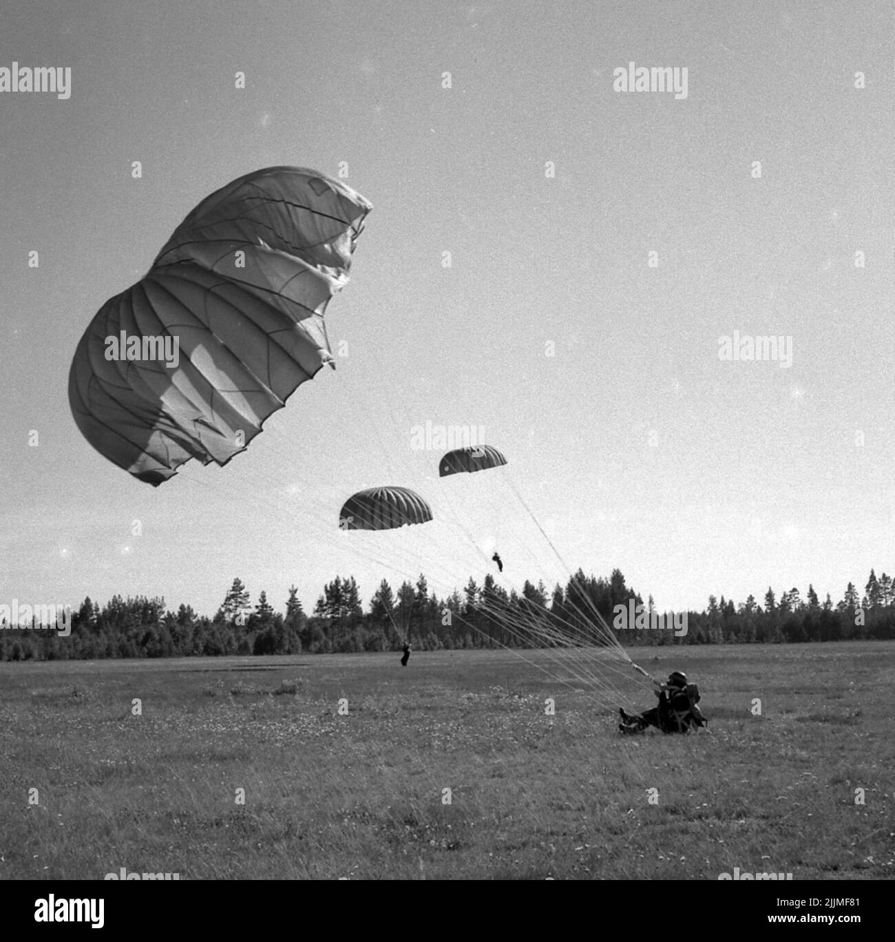the-paratroopers-in-karlsborg-1958-hopping-stock-photo-alamy
