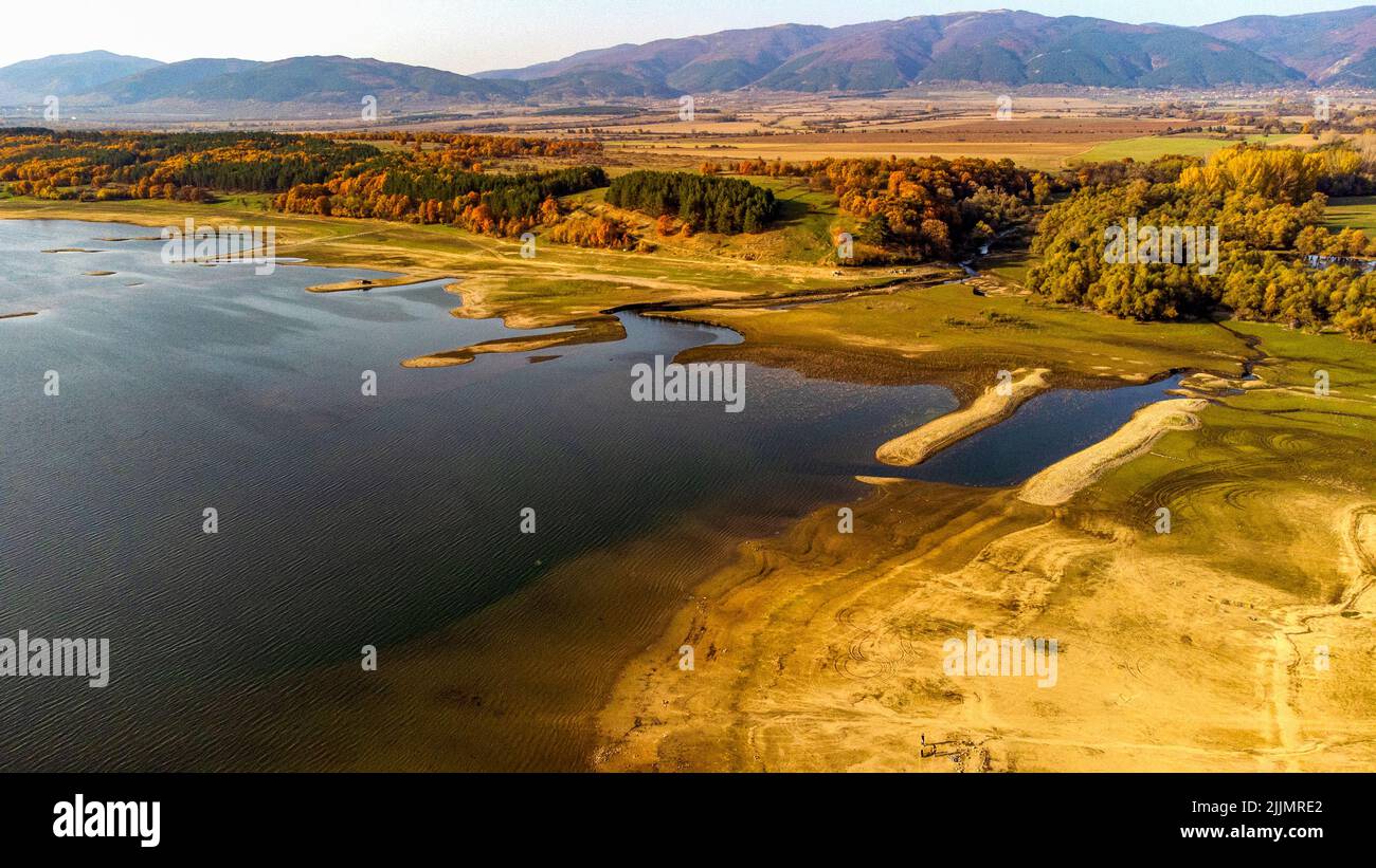 Aerial lake surrounded trees hi-res stock photography and images - Alamy