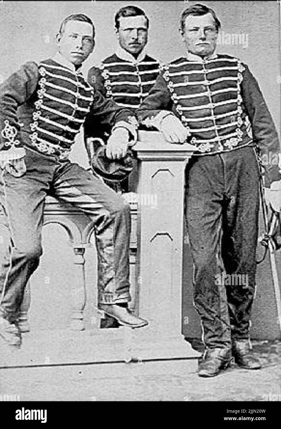 Three mounted cavalry officers hi-res stock photography and images - Alamy