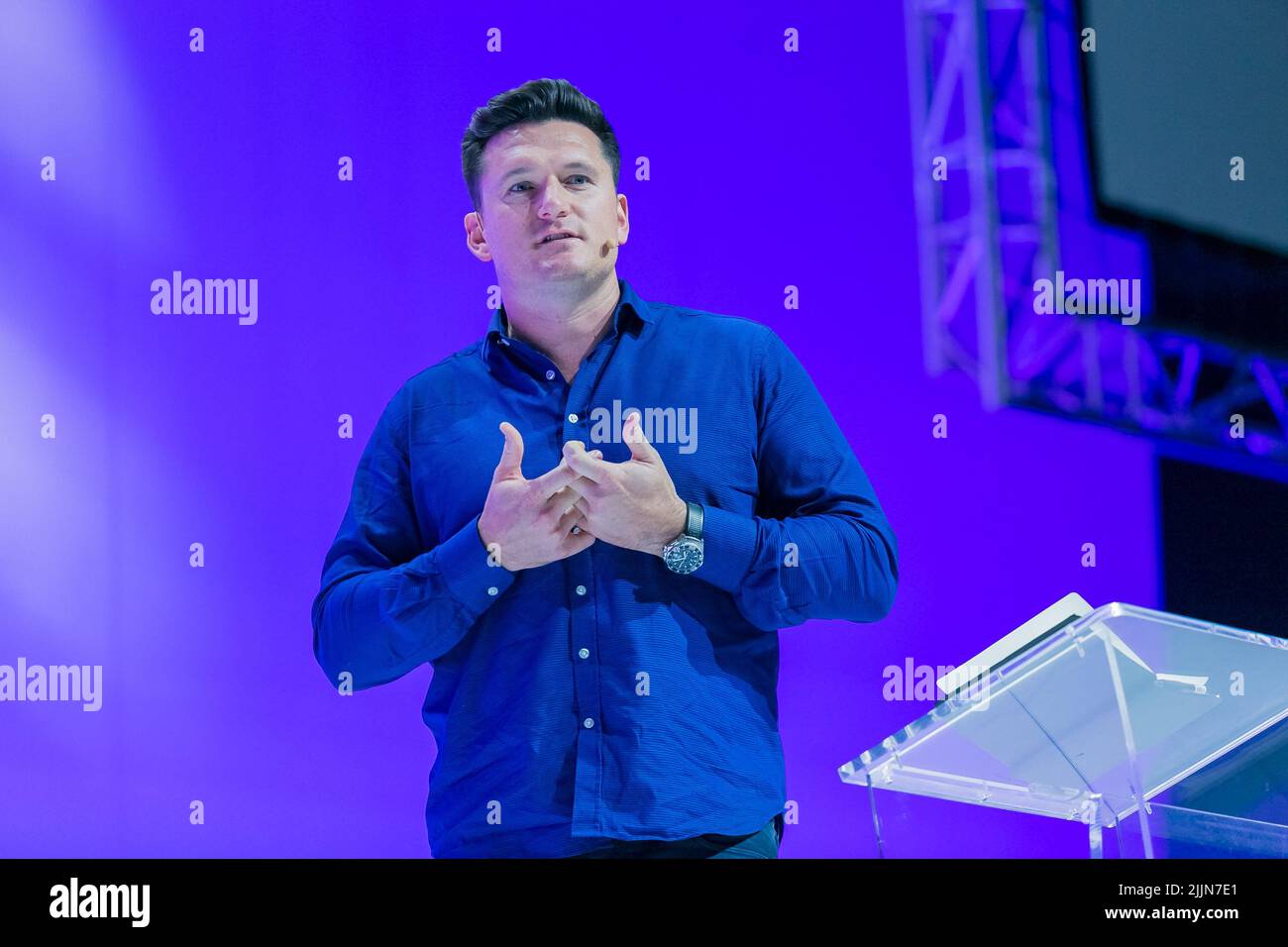 Ex Cricket Captain Graeme Smith on stage at Think Sales Convention Stock Photo
