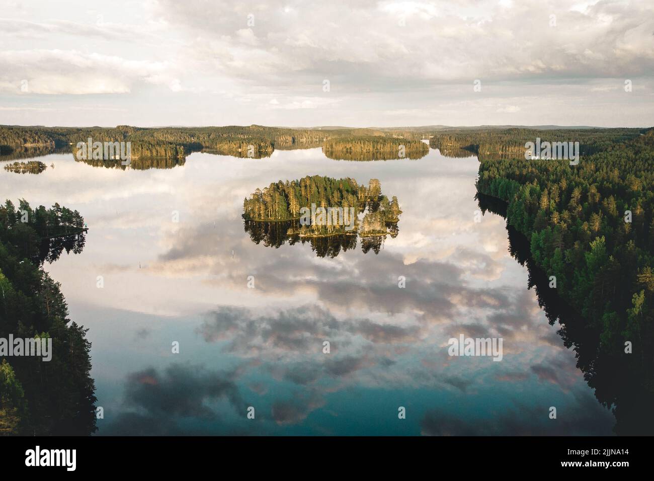 Valdai lake hi-res stock photography and images - Alamy