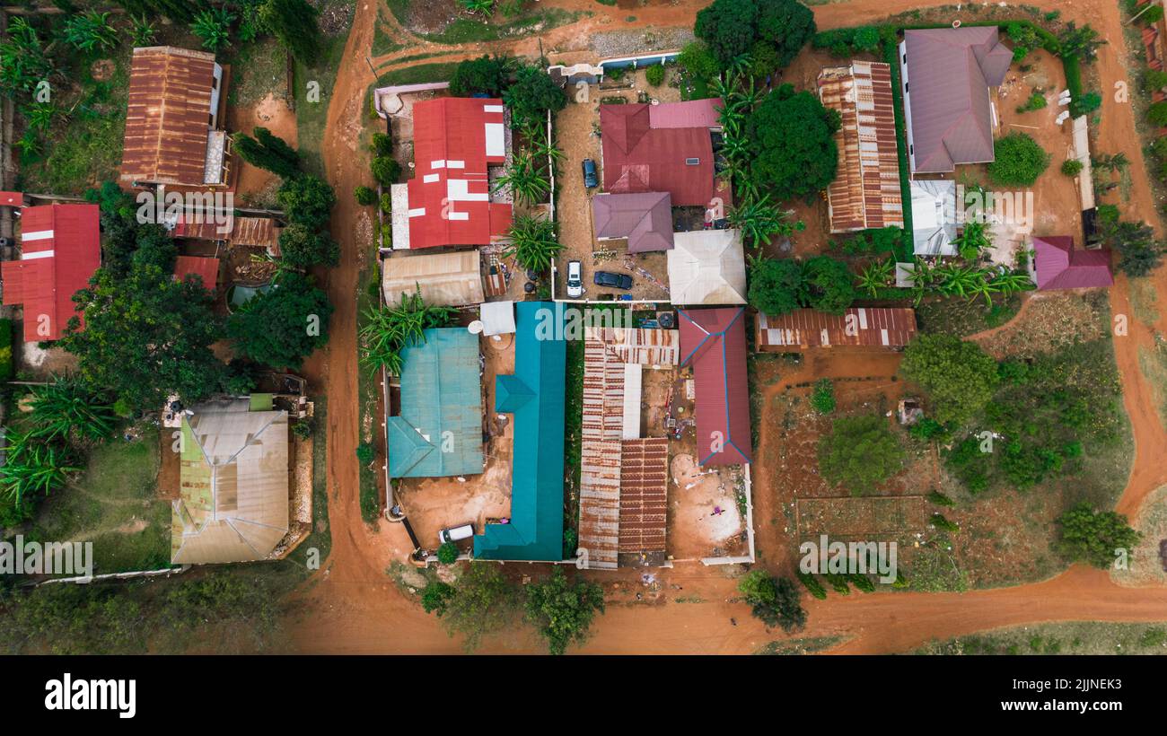 Building houses africa hi-res stock photography and images - Alamy