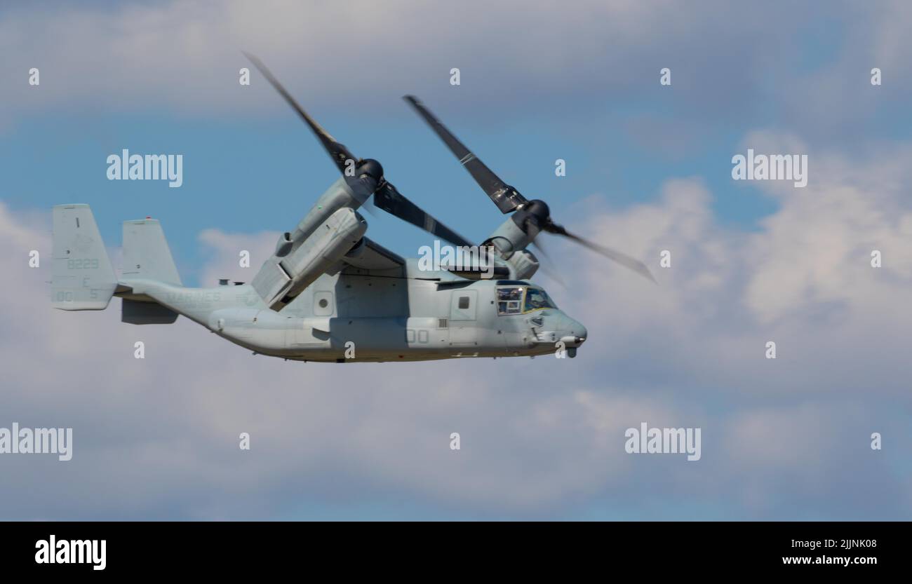 U.S. Marines Osprey Demo at Sanford Air Show Stock Photo Alamy