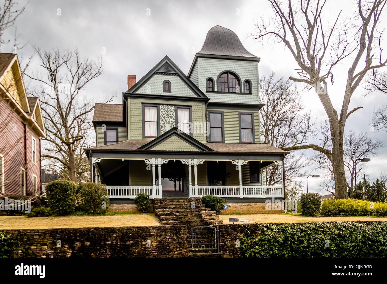 A Victorian style house in the historic district of Anniston, Alabama, USA Stock Photo